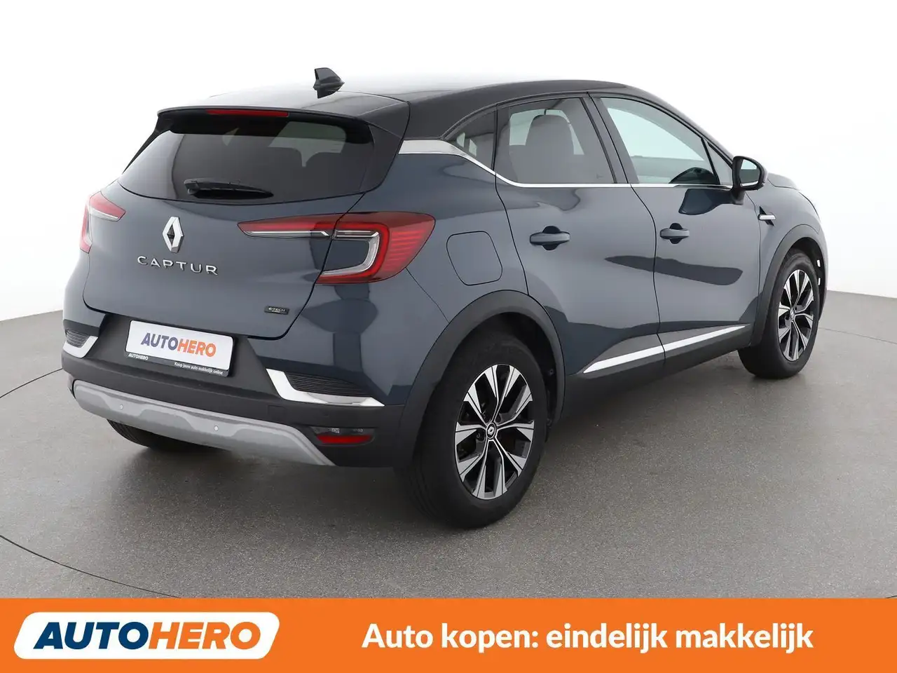 Renault Captur 1.6 Hybrid E-Tech Techno 6