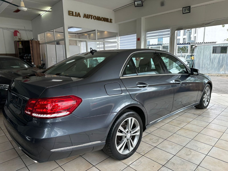 Mercedes-Benz E 200 CGI BlueEfficiency Lim Neu Model Avantgard — photo 6