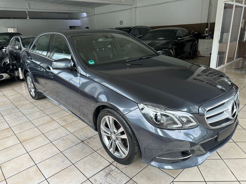 Mercedes-Benz E 200 CGI BlueEfficiency Lim Neu Model Avantgard — photo 13