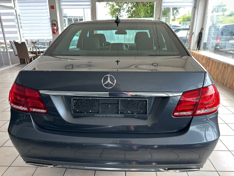 Mercedes-Benz E 200 CGI BlueEfficiency Lim Neu Model Avantgard — photo 4
