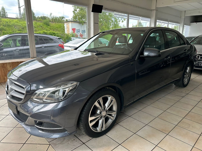 Mercedes-Benz E 200 CGI BlueEfficiency Lim Neu Model Avantgard — photo 2