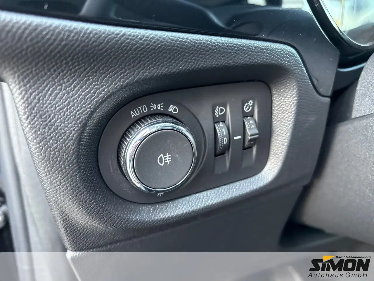 Opel Corsa 1.2 Direct Injection Turbo / Sitzheizung, PDC, ALU 17