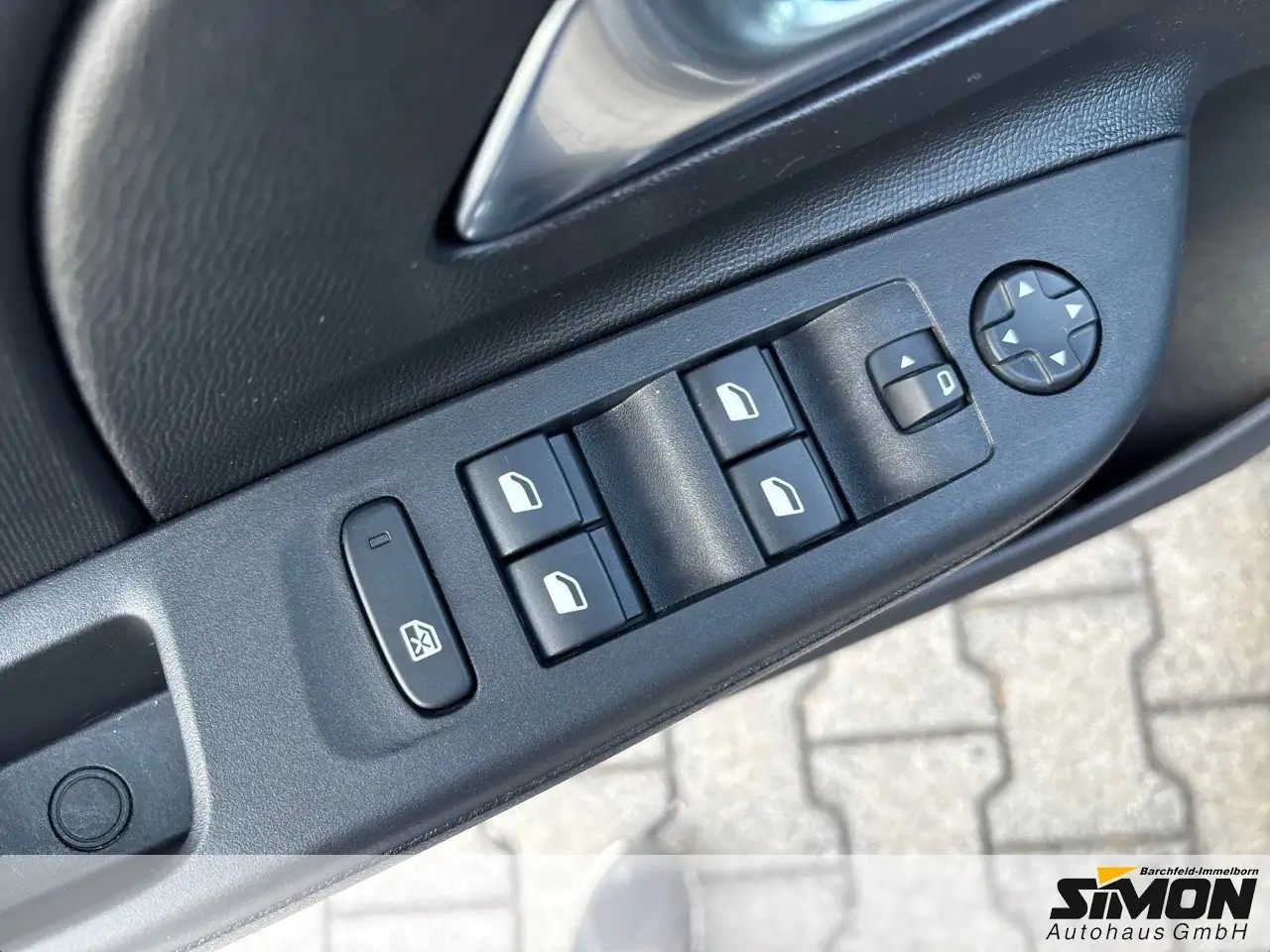 Opel Corsa 1.2 Direct Injection Turbo / Sitzheizung, PDC, ALU 19
