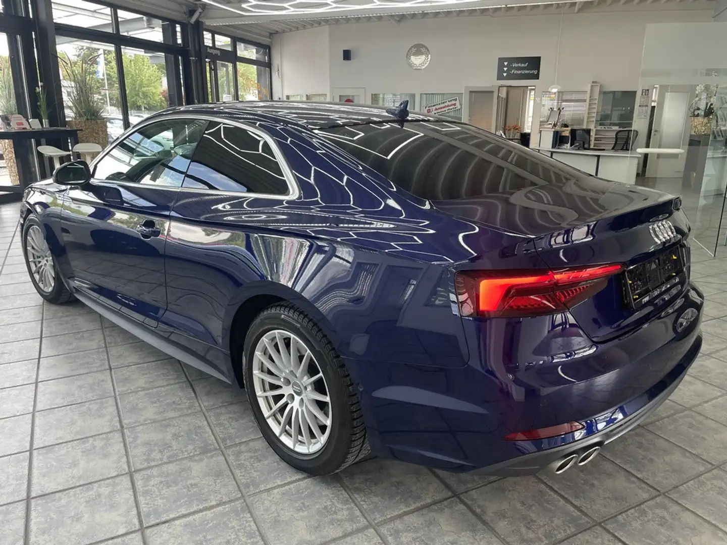 Audi A5 45 TDI quattro S-Line, LED, HUD, Voll ! Modrá - 2