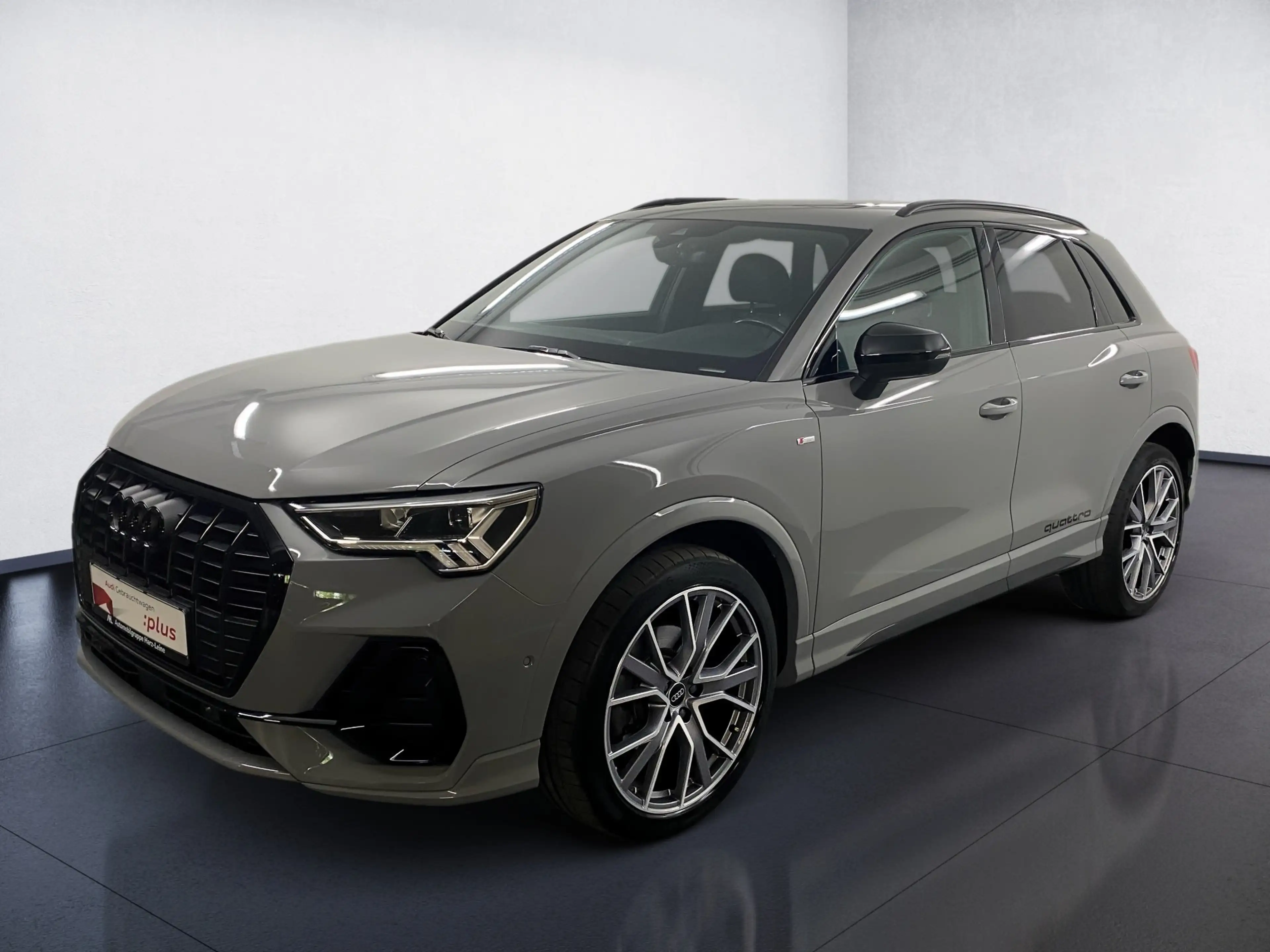 Audi Q3 35 TDI quattro S line AHK Pano 2xKlima 360 LM — photo 2