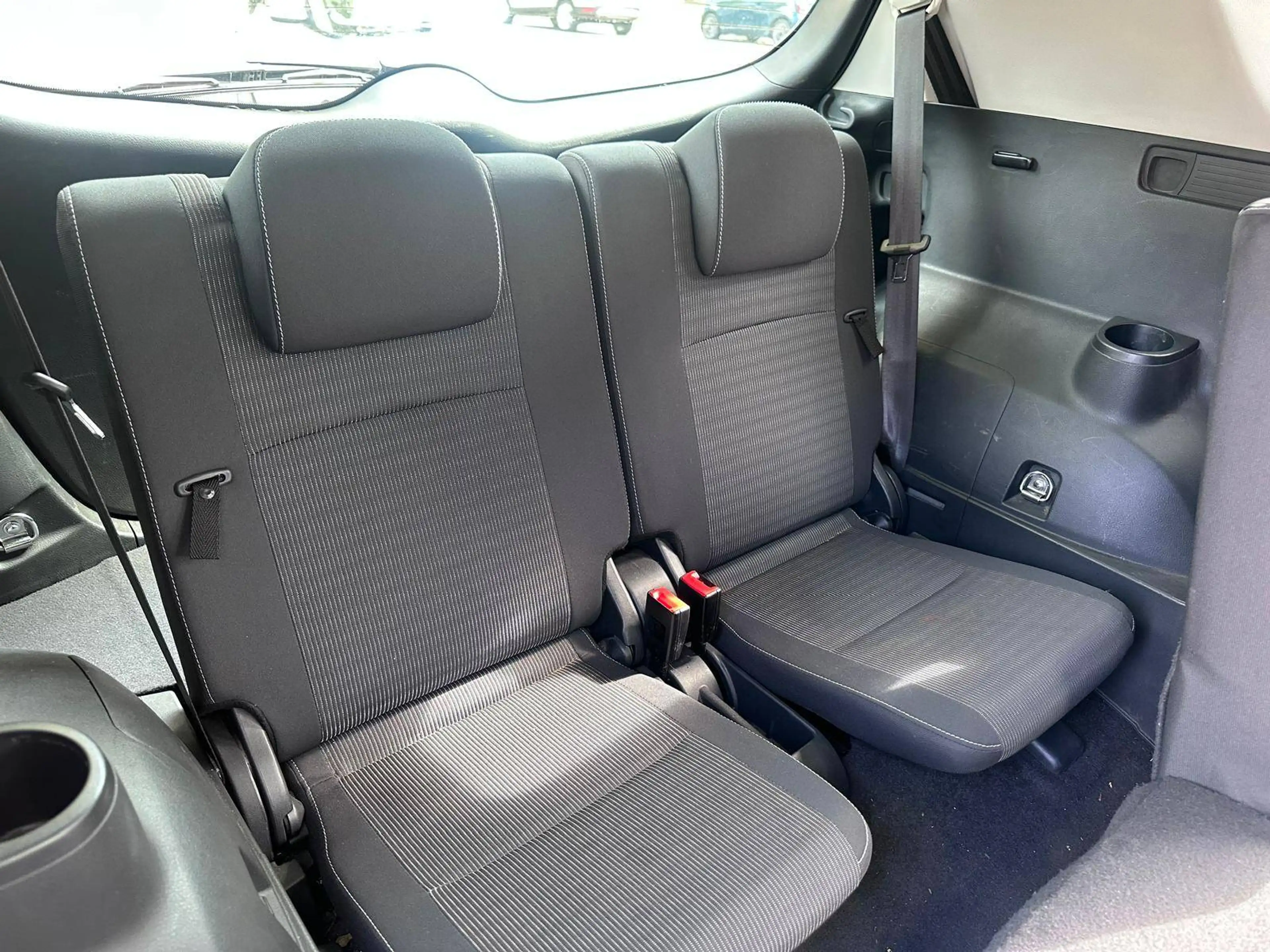 Toyota Verso 1.6i - 66.001KM - 7zitplaatsen - pano - camera - airco — photo 15