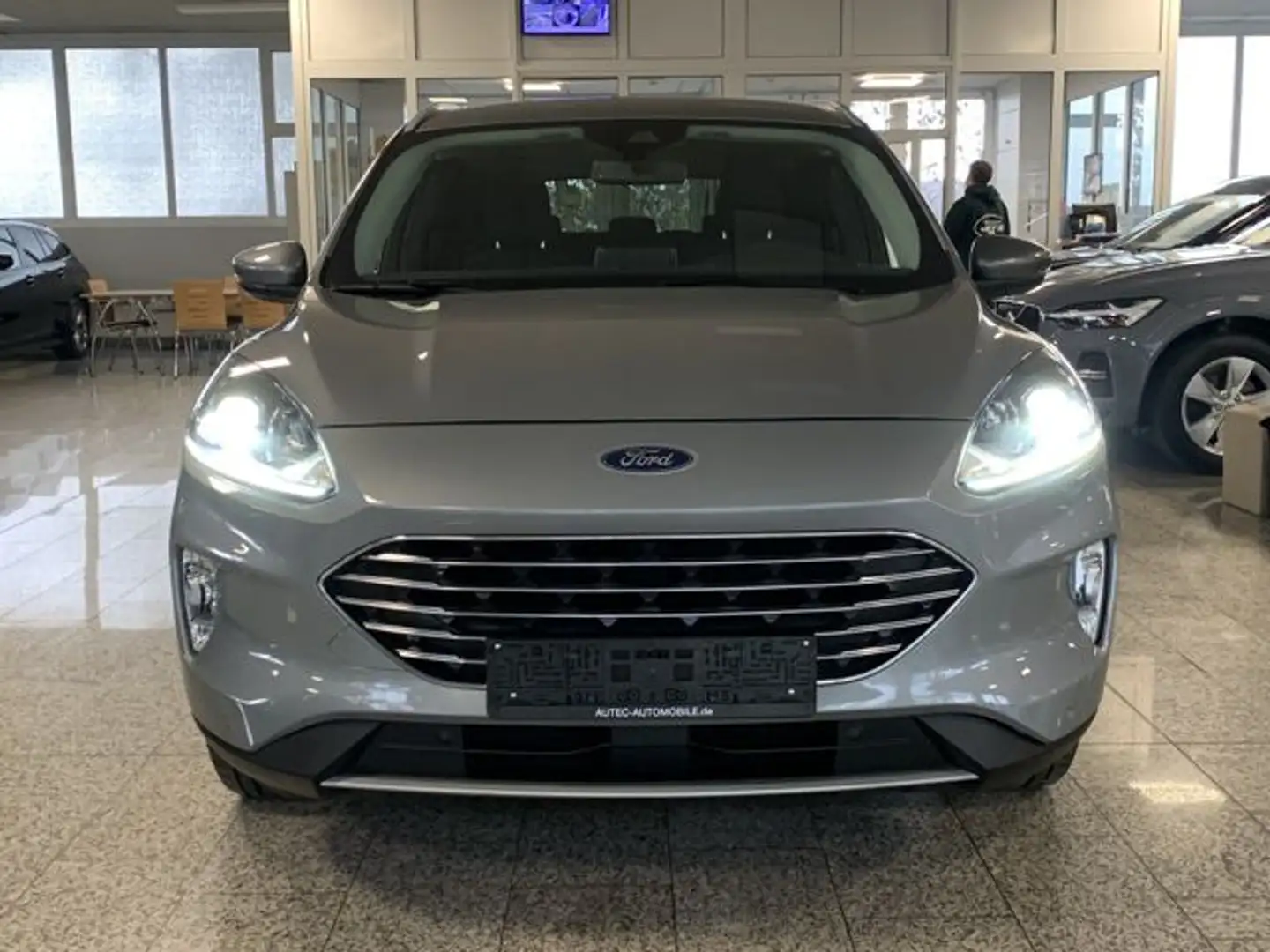 Ford Kuga Titanium 2.0 AWD LED+KAMERA+STANDHEIZUNG Silber - 2
