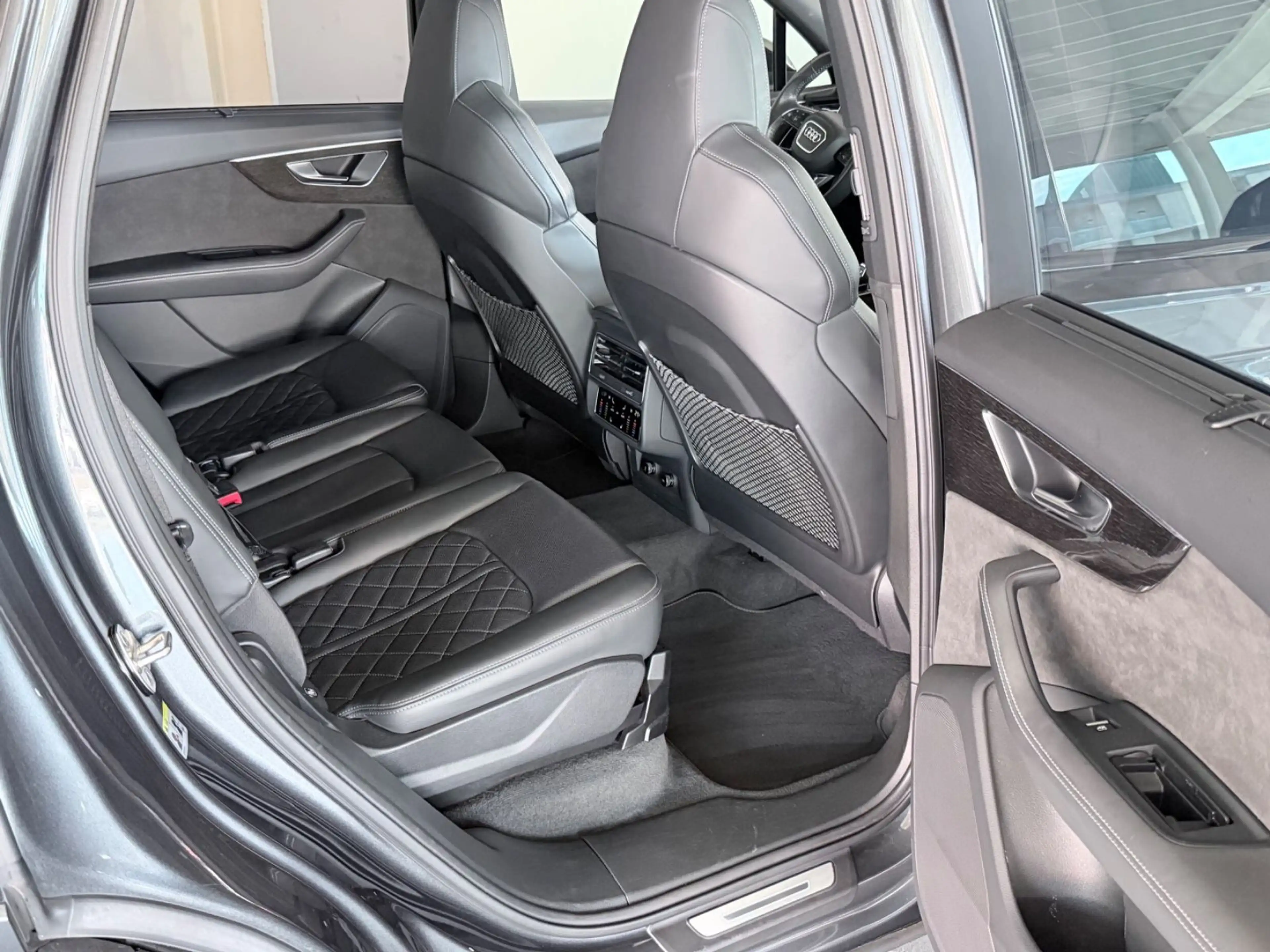 Audi SQ7 4.0 TDI quattro 22"|PANO|VIRTUAL|STNDHZNG — photo 15