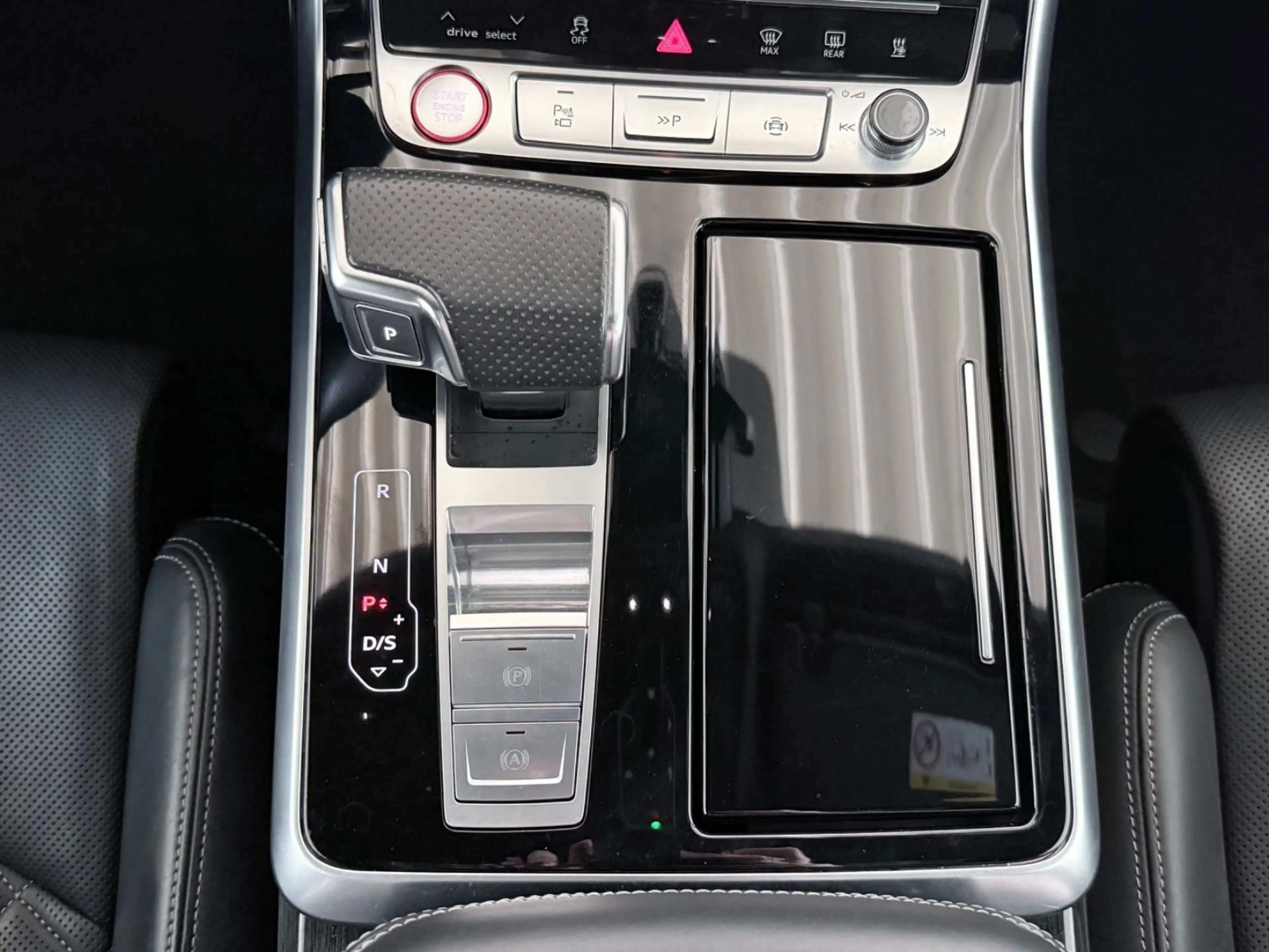 Audi SQ7 4.0 TDI quattro 22"|PANO|VIRTUAL|STNDHZNG — photo 11