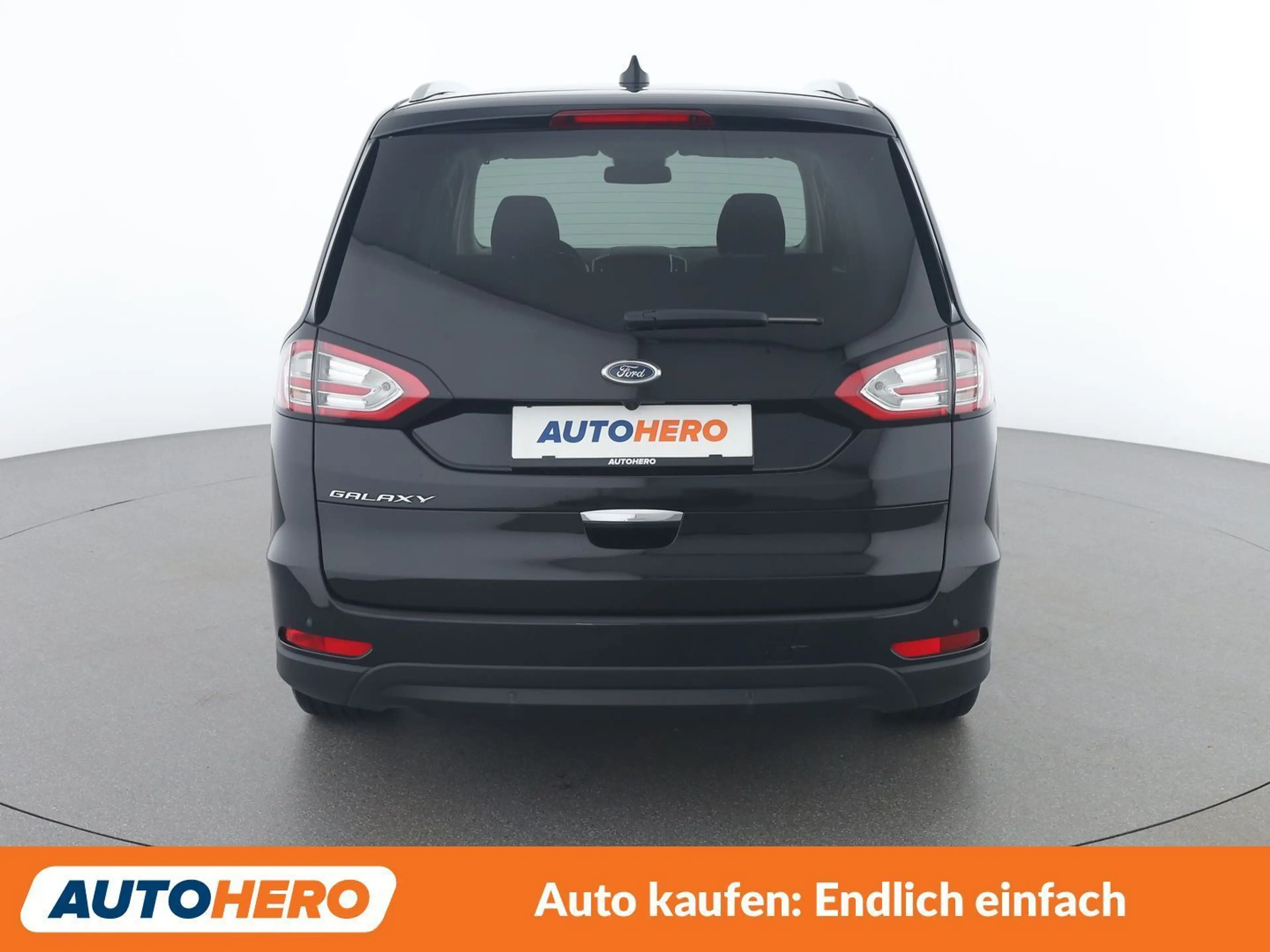Ford Galaxy 2.0 TDCi EcoBlue Titanium — photo 5