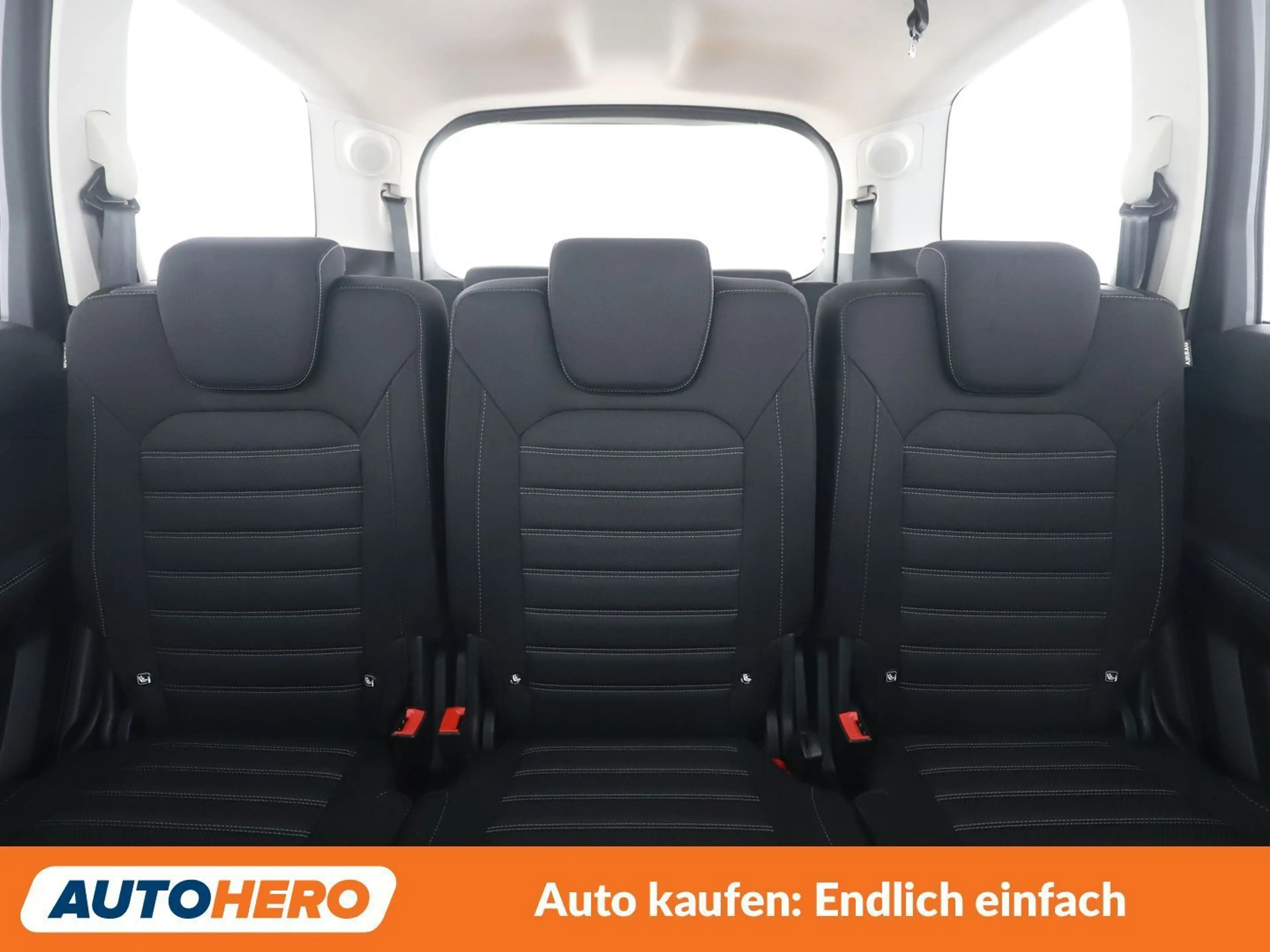 Ford Galaxy 2.0 TDCi EcoBlue Titanium — photo 15