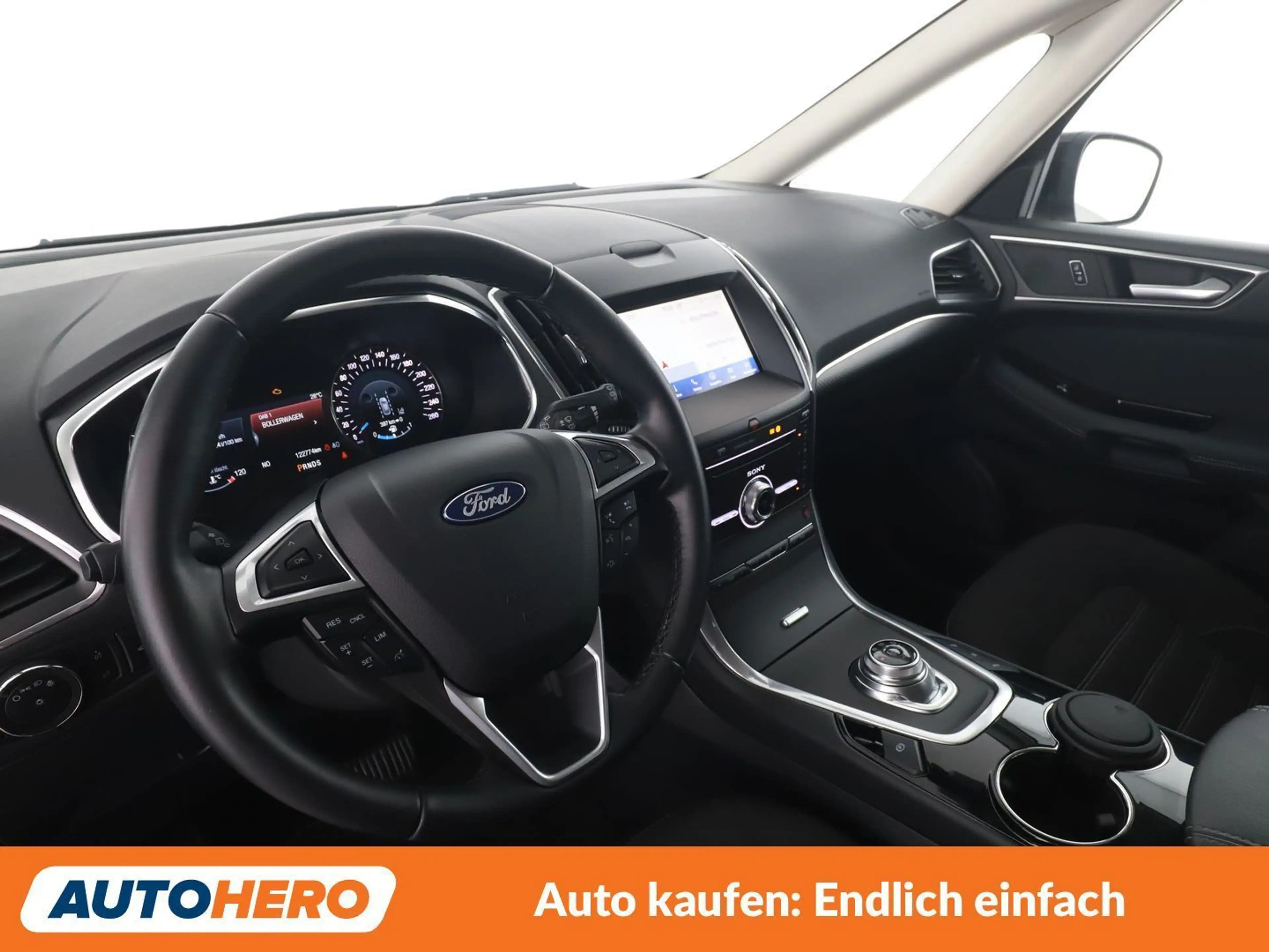 Ford Galaxy 2.0 TDCi EcoBlue Titanium — photo 11