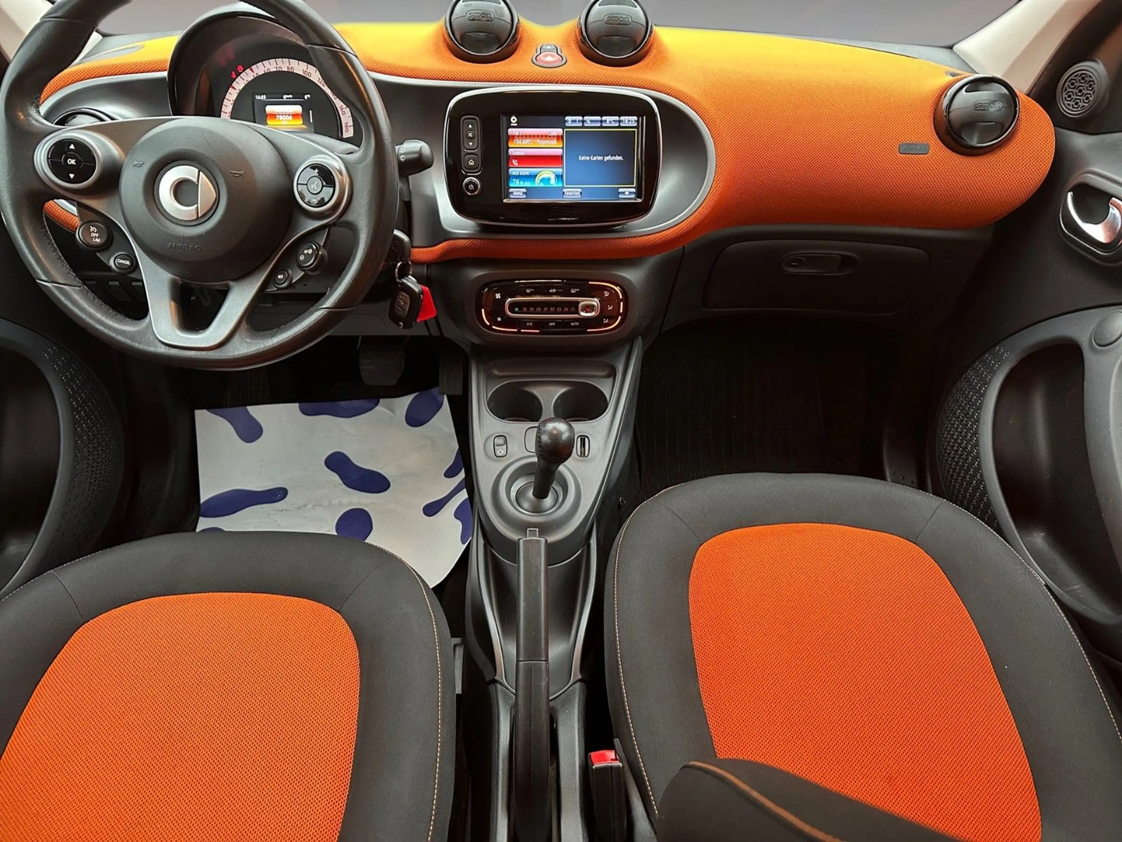 smart forFour forfour Passion 52 kW — photo 11
