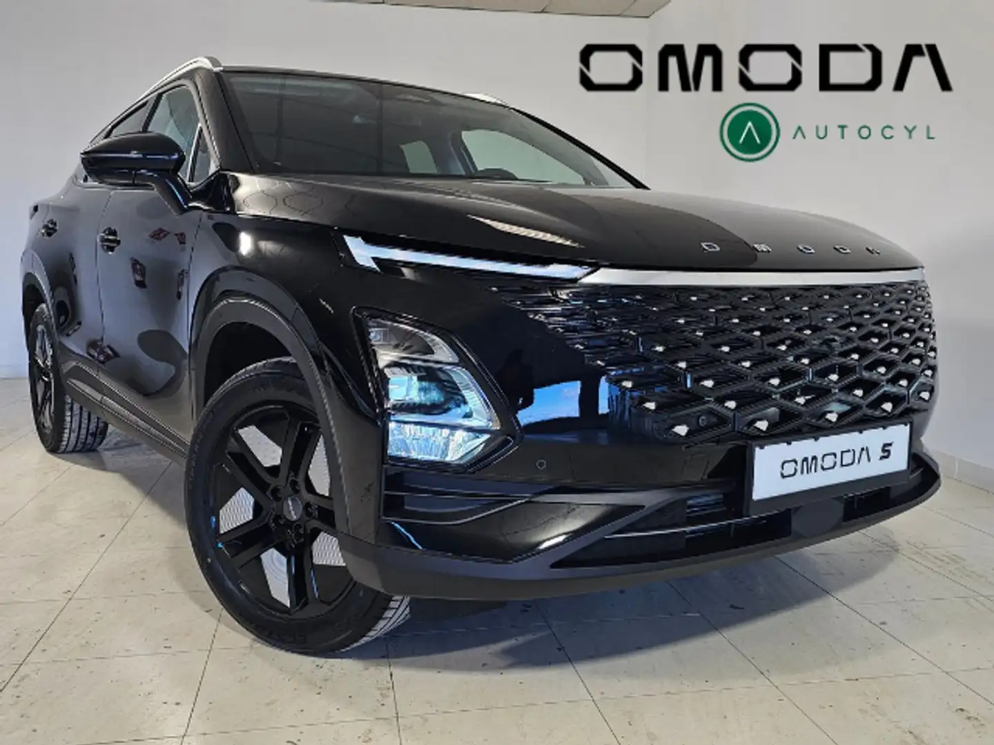 Omoda 5 MY2 - Premium 1.6 TGDI 108kW (14cv) Nero - 1