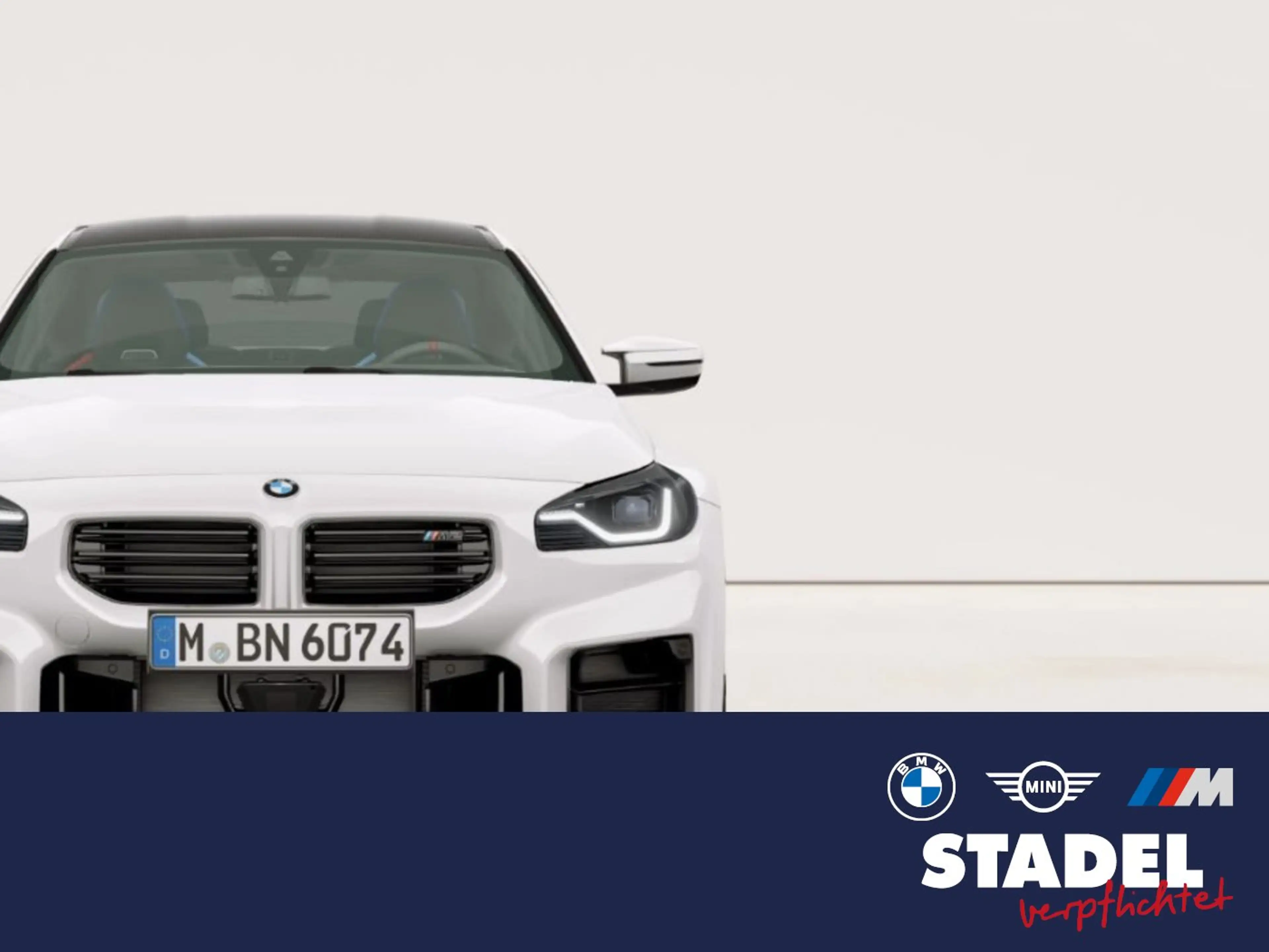 BMW M2 COUPE. ALPINWEISS. CARBON. PLUS PACKAGE.