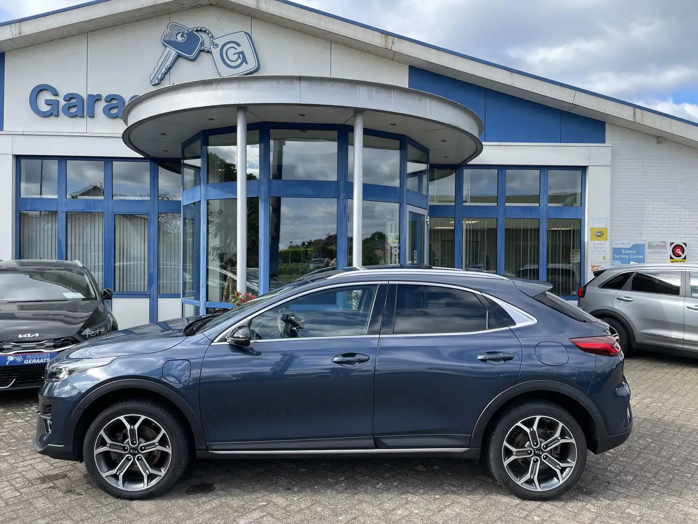 Kia XCeed 1.6 GDi PHEV ExecutiveLine FULL OPTION | Schuifdak Blauw - 2