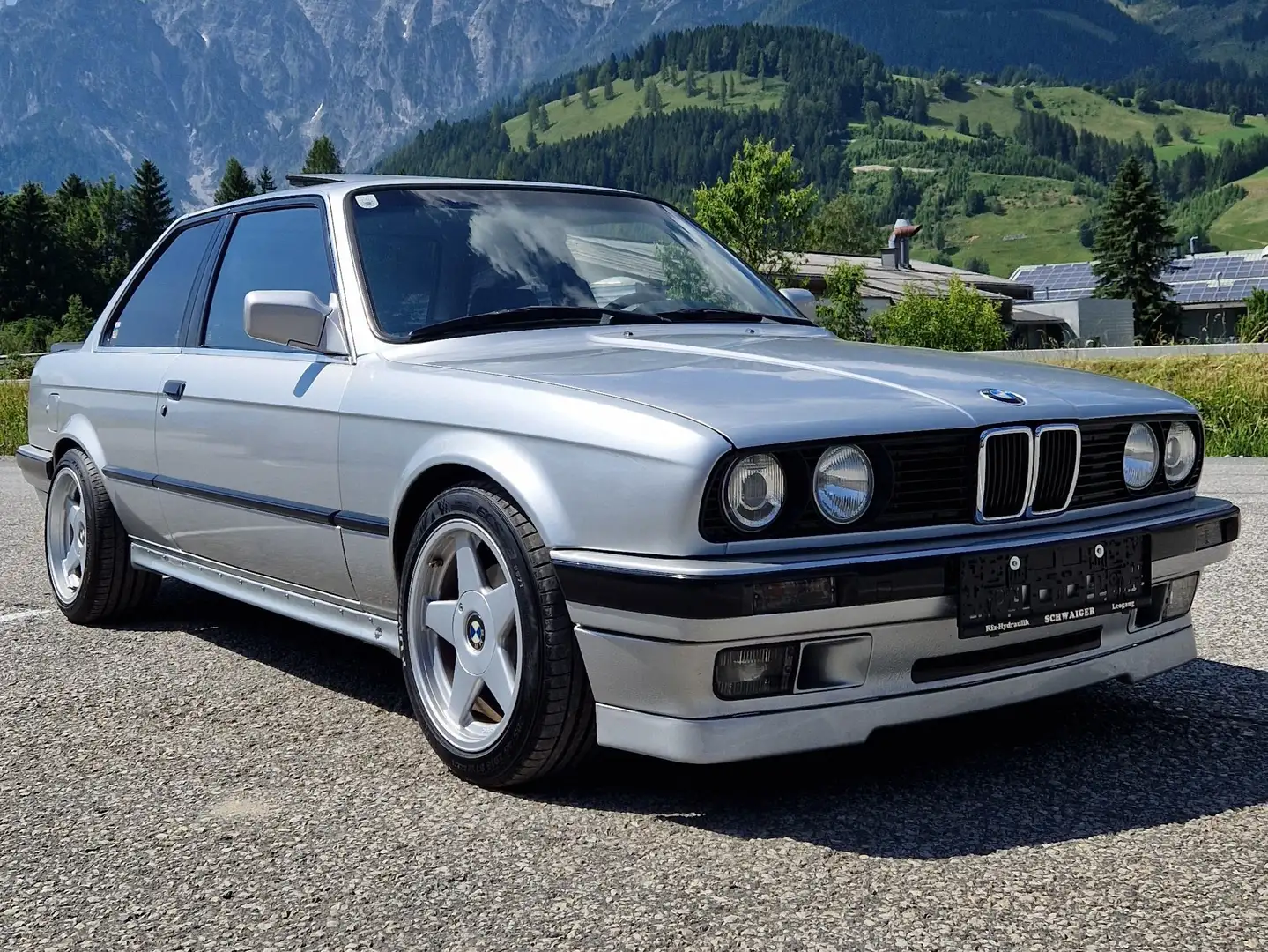 BMW 320 320i Argent - 2