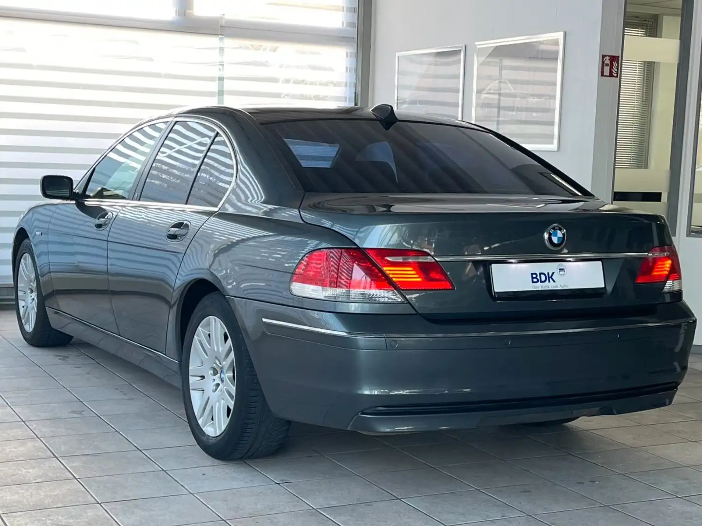 BMW 730 d Schiebedach Memory Leder Navi-Prof Xenon Grau - 2