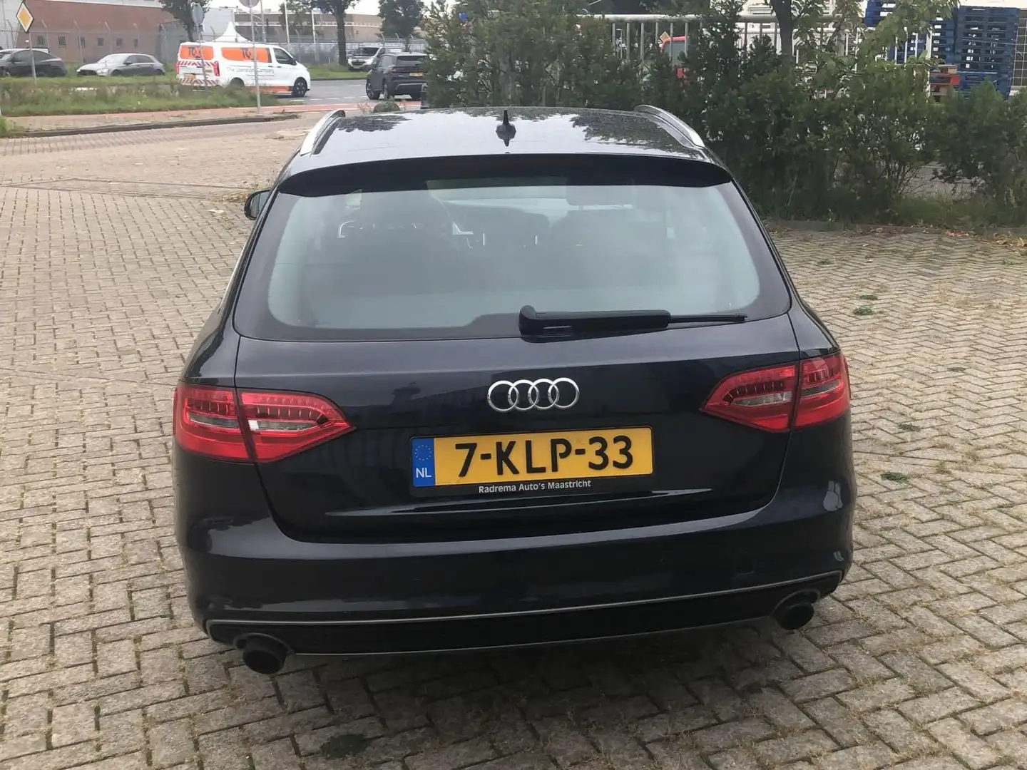 Audi A4 A4 1.8 TFSI S Edition Blauw - 2