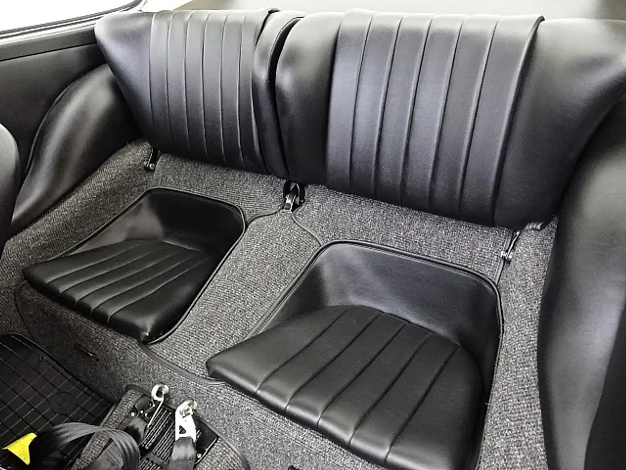 Porsche 911 2.0 SWB Neuzustand mit Solex 155.000,- investiert, foto 8