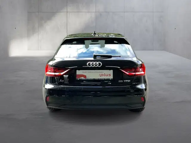 Audi A1 view 4