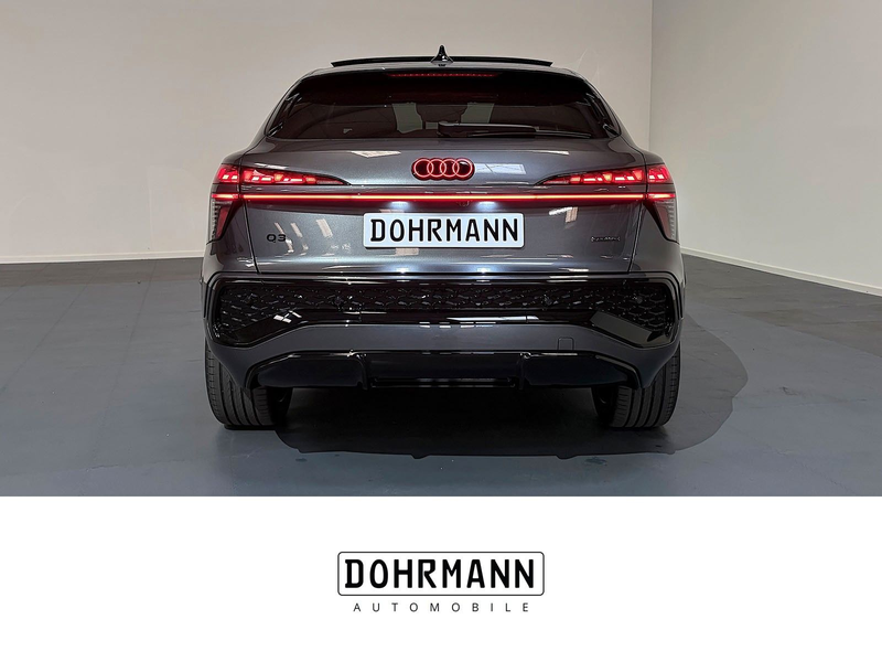 Audi Q3 Sportback TFSI quattro-PANO-TechPLUS-MATRIX* — photo 8
