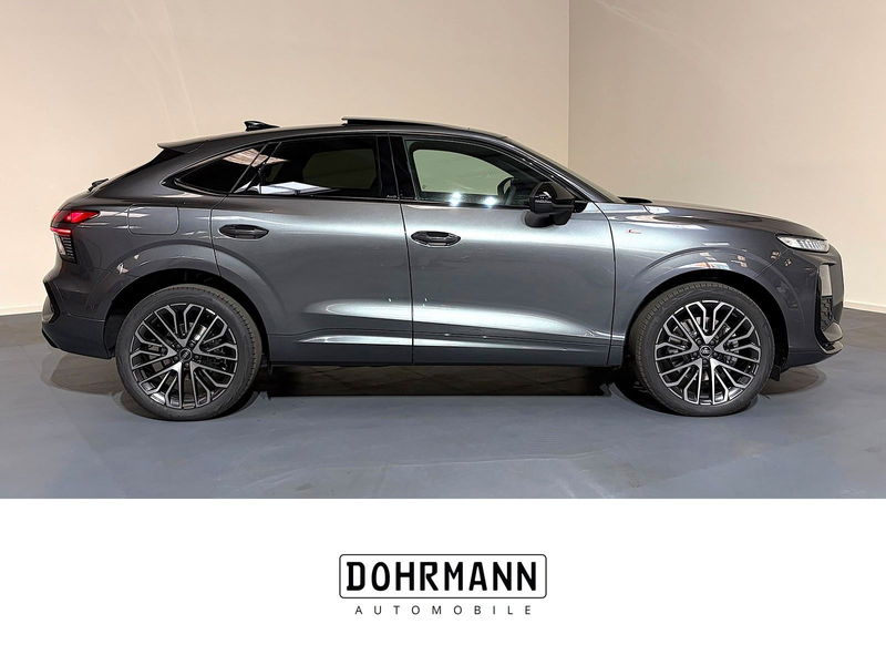 Audi Q3 Sportback TFSI quattro-PANO-TechPLUS-MATRIX* — photo 7