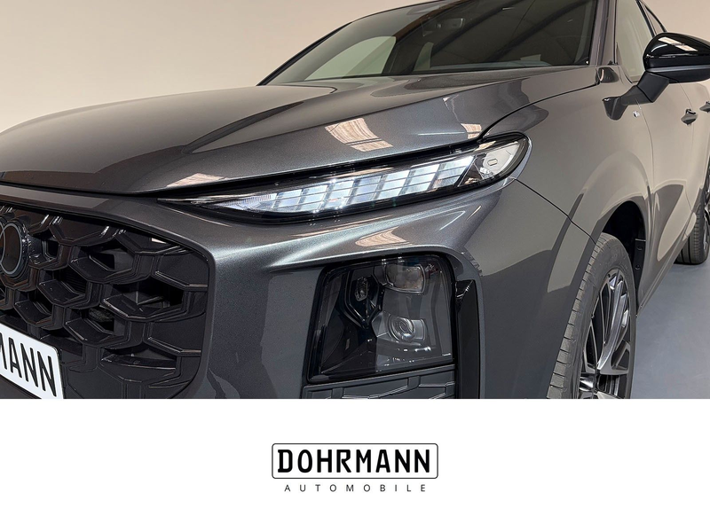 Audi Q3 Sportback TFSI quattro-PANO-TechPLUS-MATRIX* — photo 4