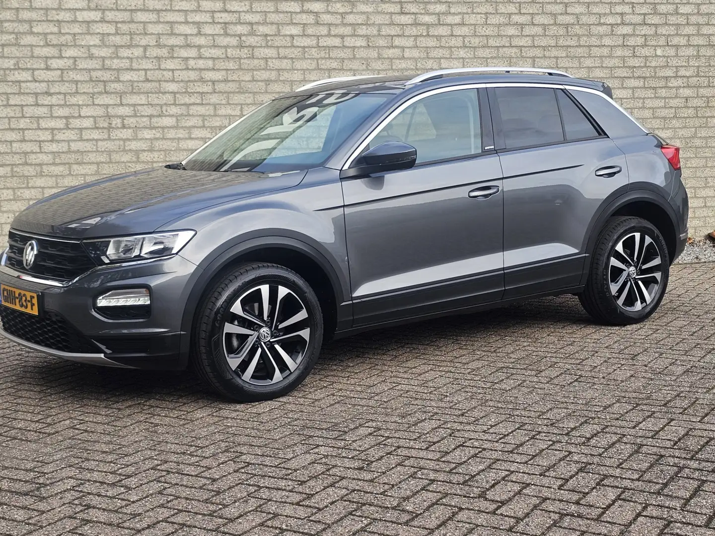 Volkswagen T-Roc 1.0 TSI Style Business Camera/Trekhaak Grijs - 2