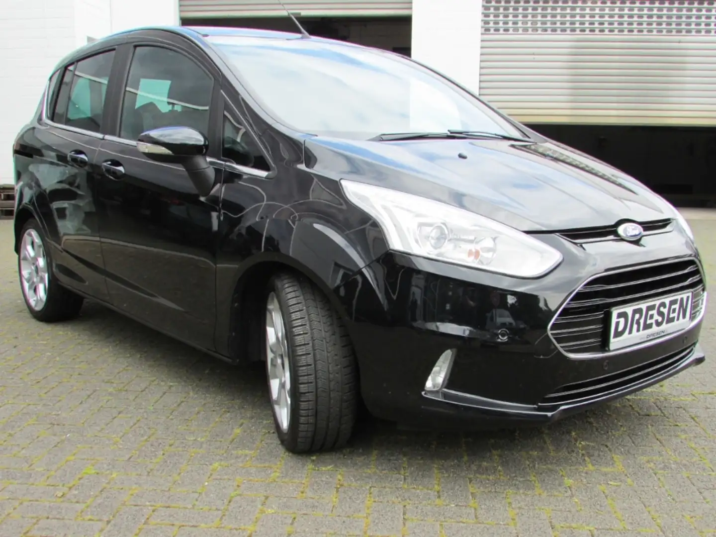 Ford B-Max 1.0 EcoBoost Titanium,PANORAMADACH,SIZTHEIZUNG,NAV Schwarz - 2