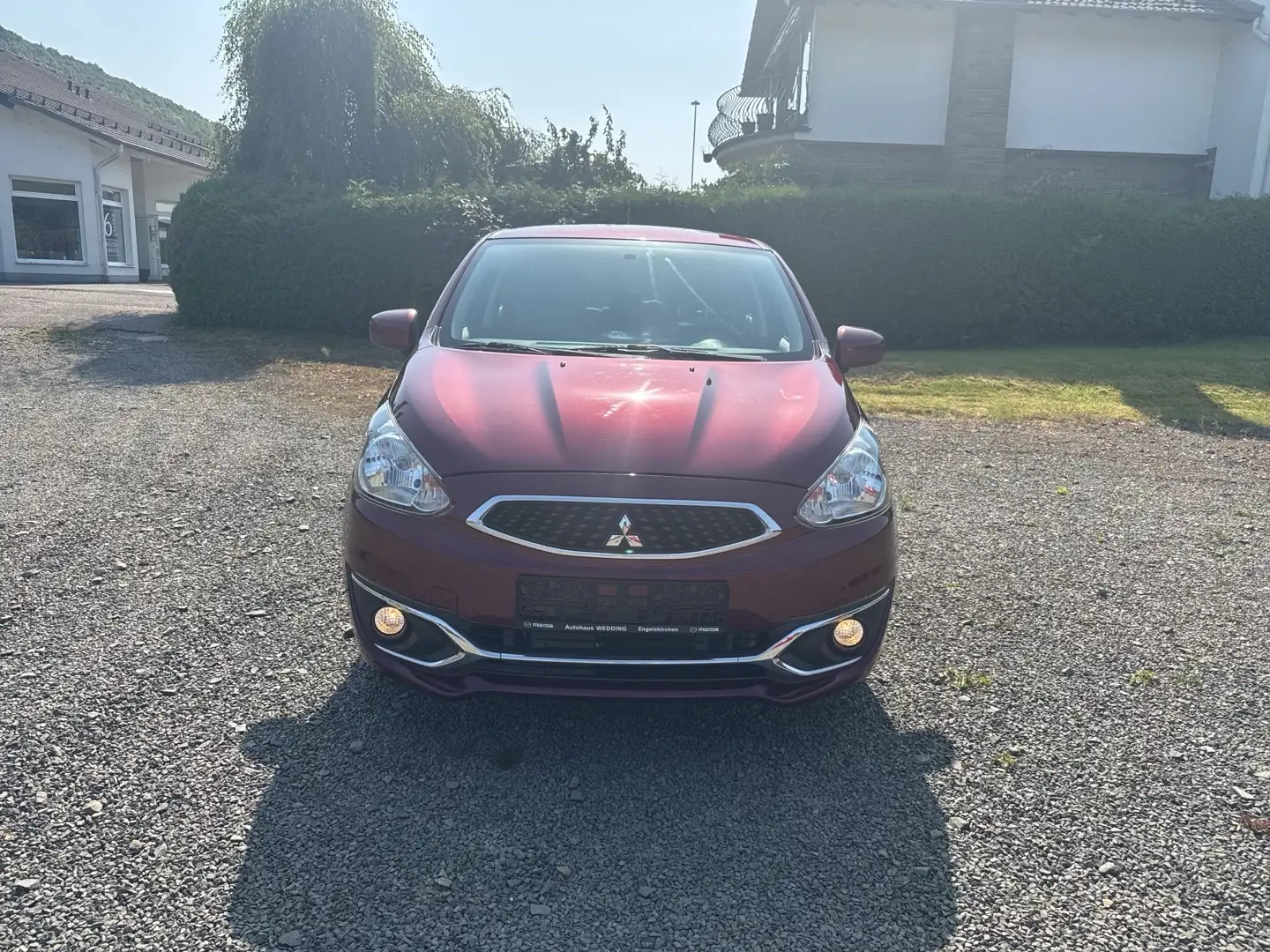 Mitsubishi Space Star Intro Edition Rouge - 1