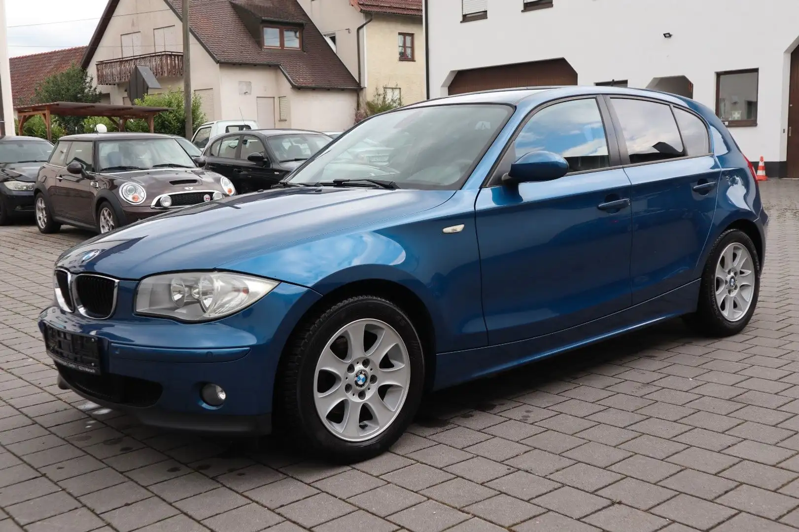 BMW 118 i Automatik Klima PDC Steuerkette & TÜV NEU Blauw - 1