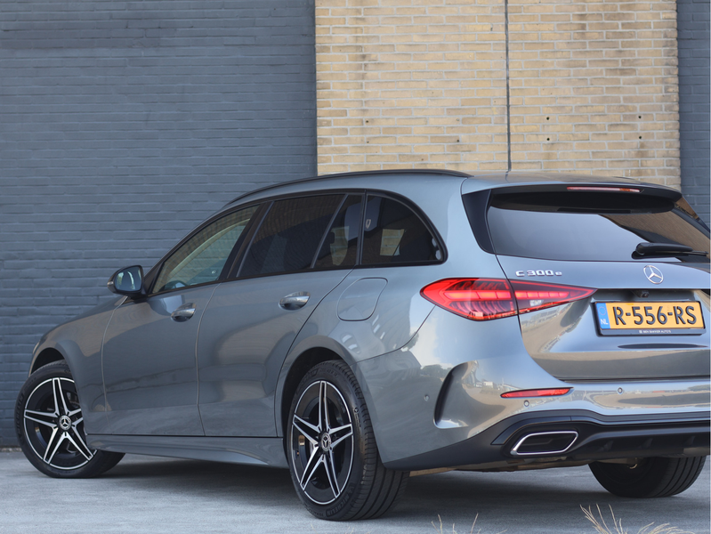 Mercedes-Benz C 300 Estate e AMG Line Night Pack | Distronic ACC | Sfe — photo 6
