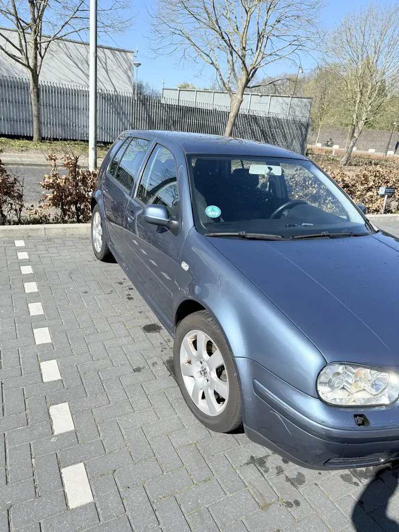 Volkswagen Golf 2.0 Pacific - 1