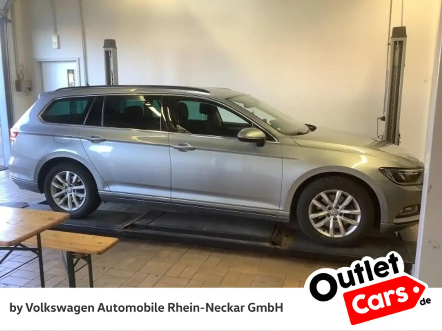 Volkswagen Passat Variant Passat 1.4 TSI Comfortline Navi PDC Klima uvm Silber - 2