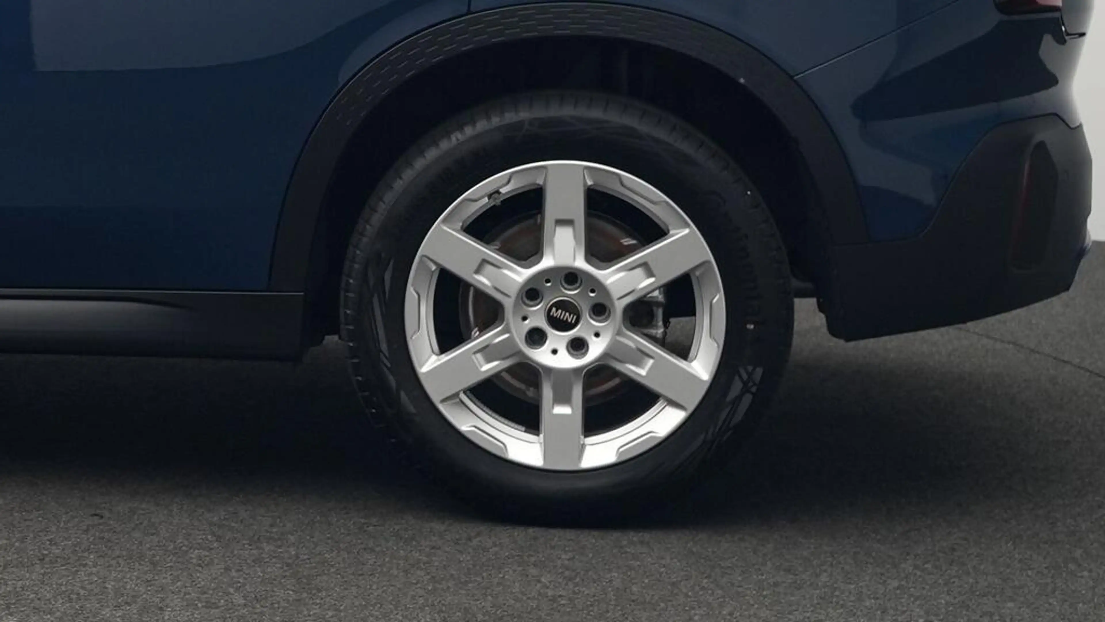 MINI Countryman C Classic Trim — photo 12