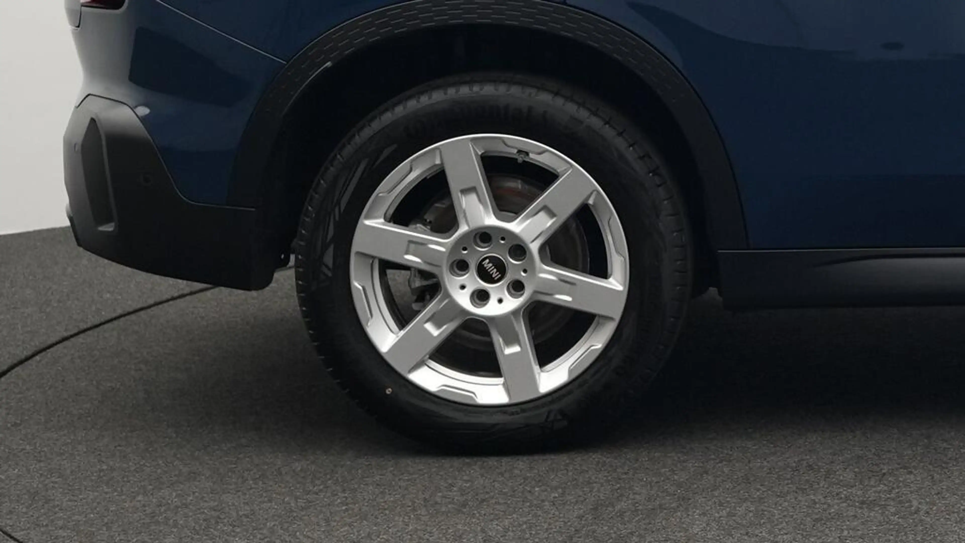 MINI Countryman C Classic Trim — photo 10