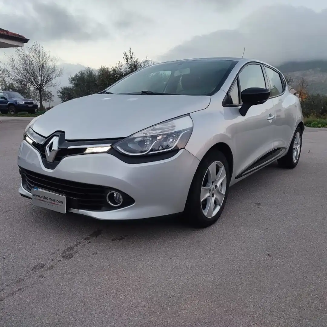 Renault Clio 1.5 dCi 8V 75CV 5 porte Live Gris - 1