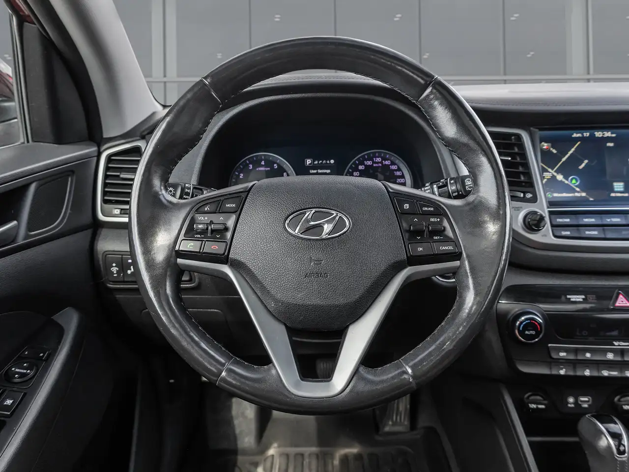 Hyundai TUCSON снимка Hyundai TUCSON