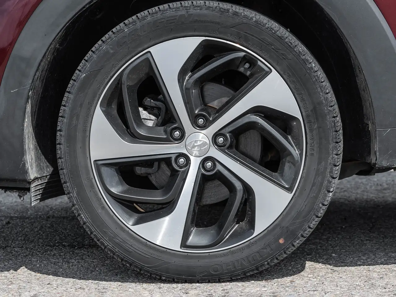 Hyundai TUCSON снимка Hyundai TUCSON