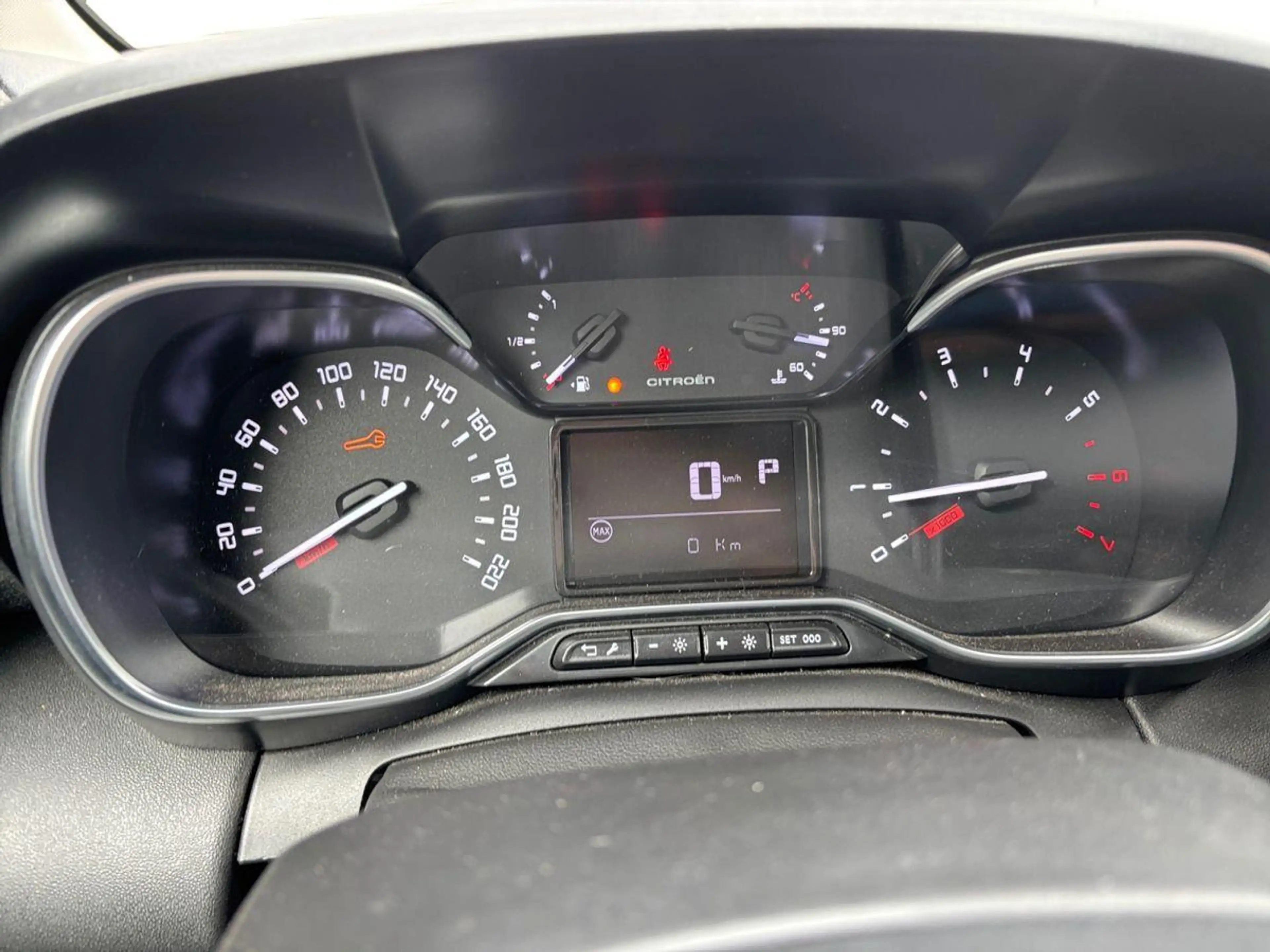 Citroen C3 Aircross Plus 1.2 12V e-THP / PureTech — photo 8