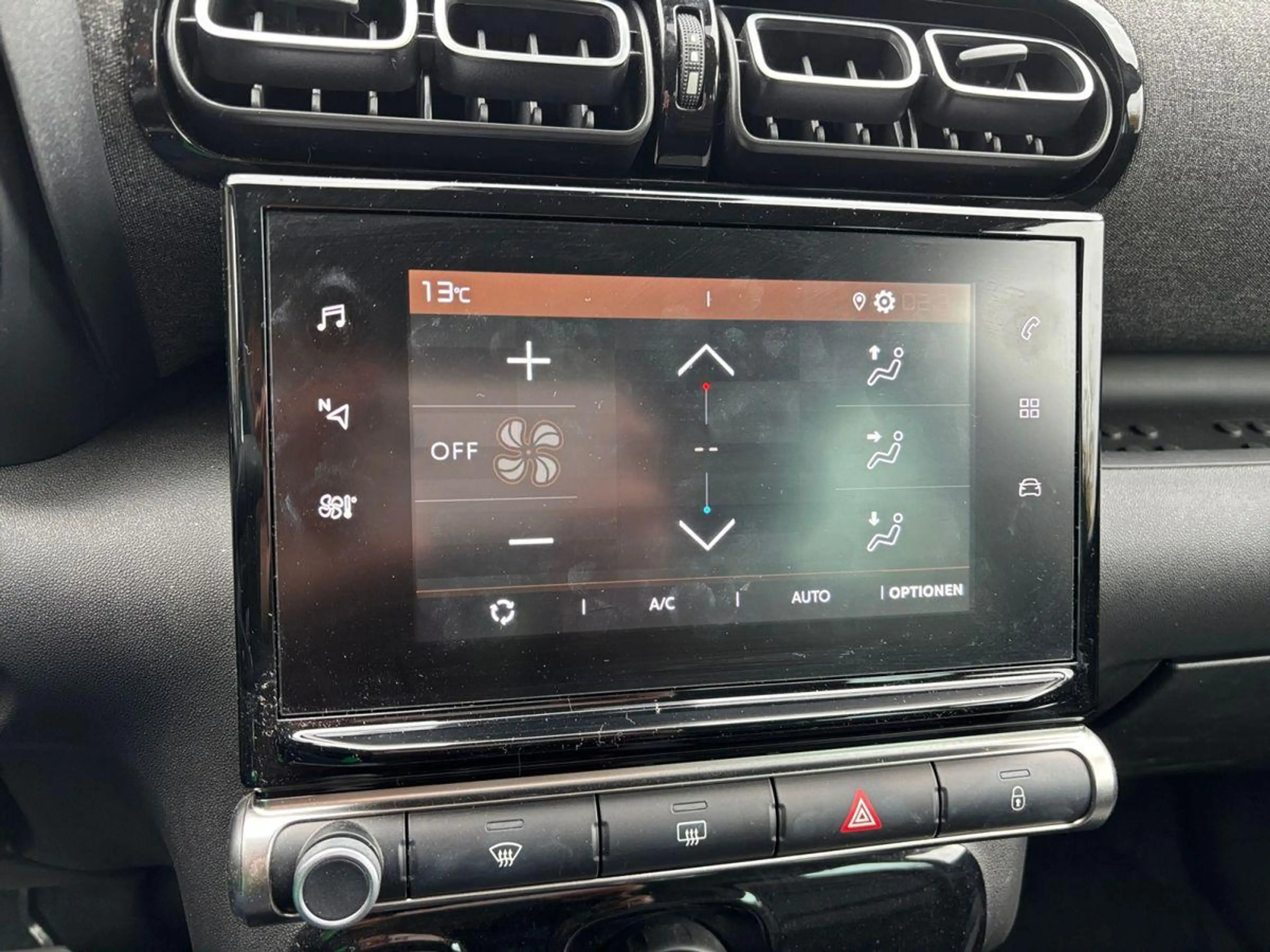 Citroen C3 Aircross Plus 1.2 12V e-THP / PureTech — photo 11