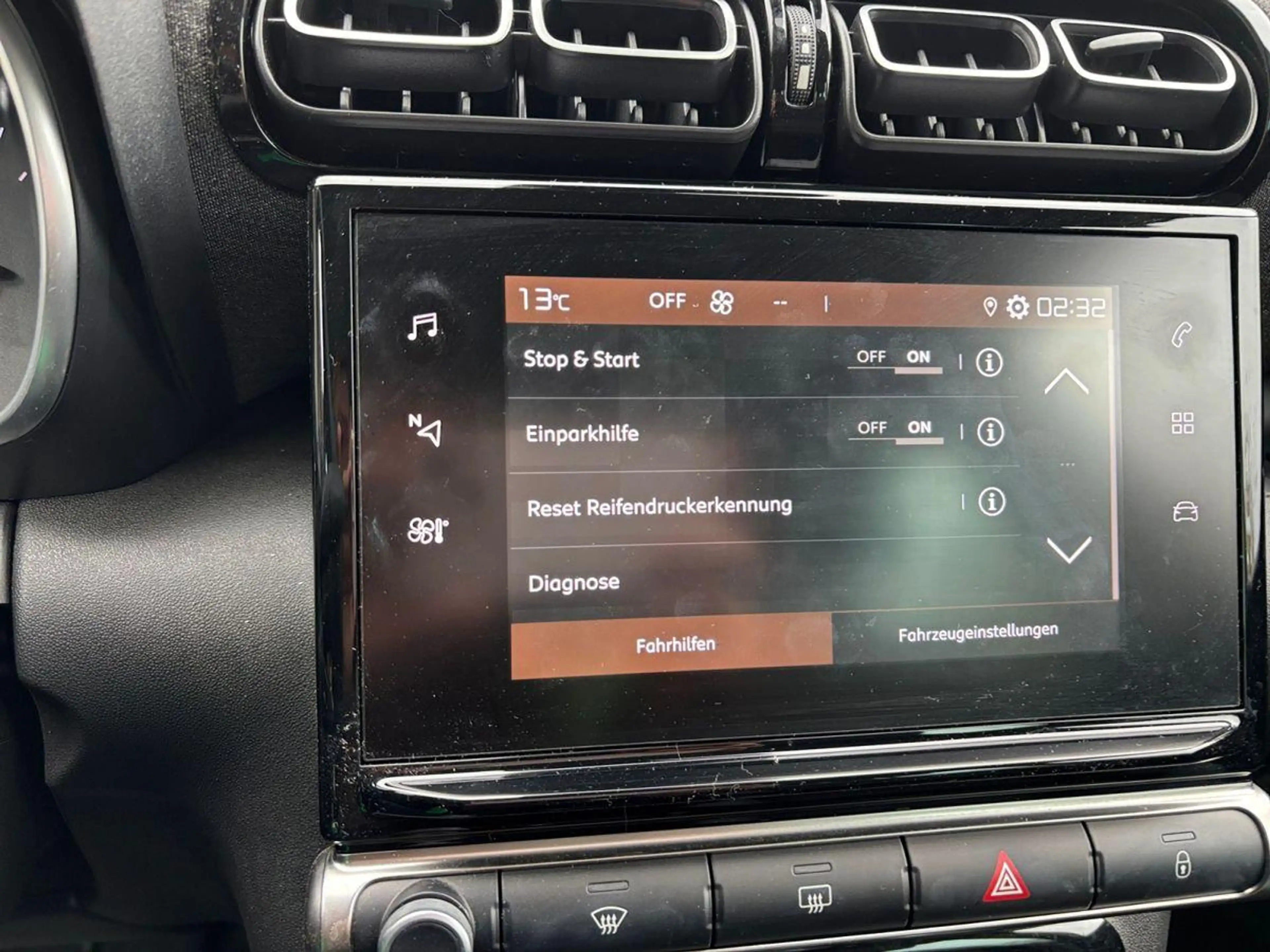 Citroen C3 Aircross Plus 1.2 12V e-THP / PureTech — photo 12