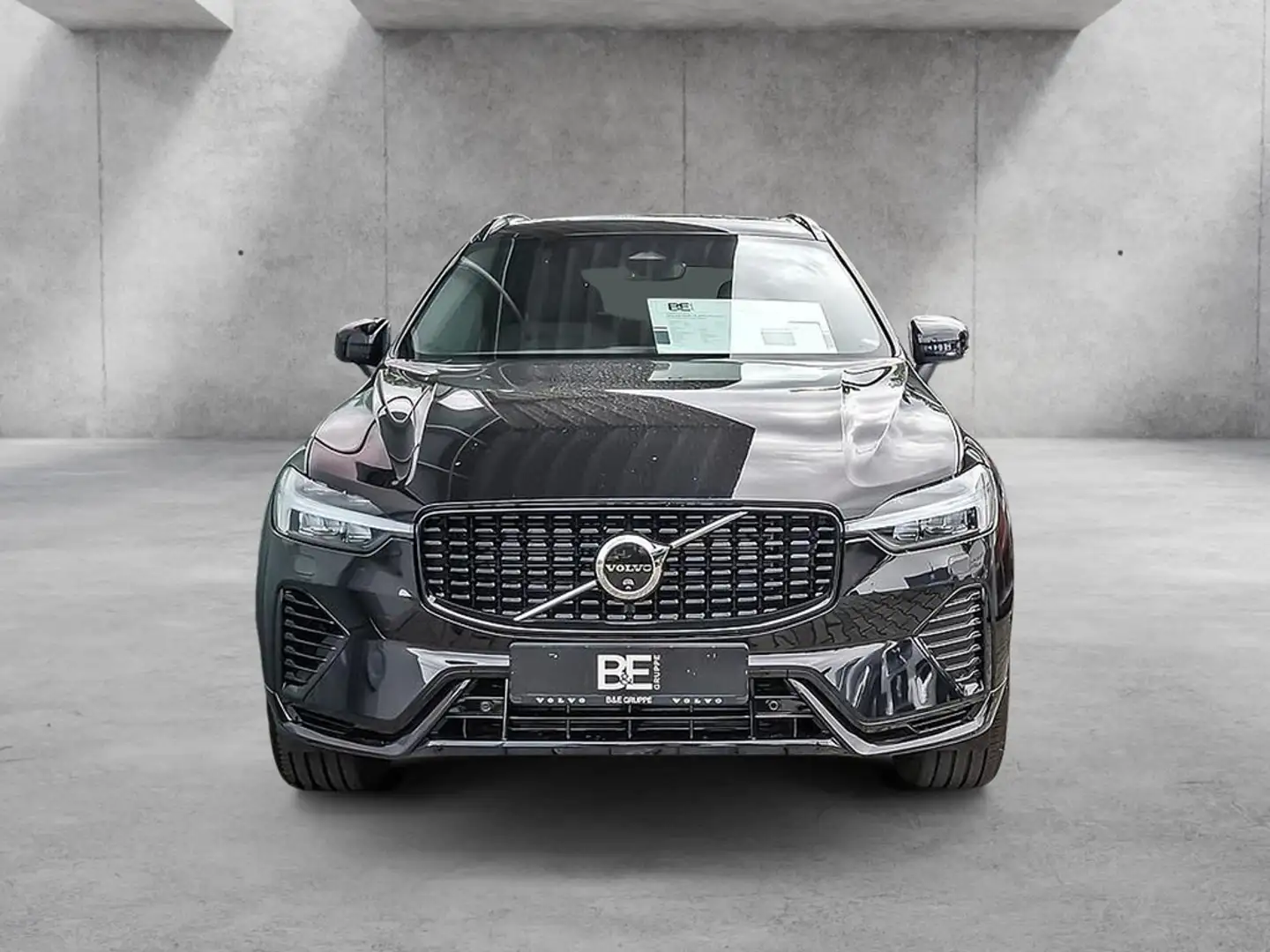 Volvo XC60 T6 Plus Dark Recharge Plug-In Hybrid AWD Schwarz - 2