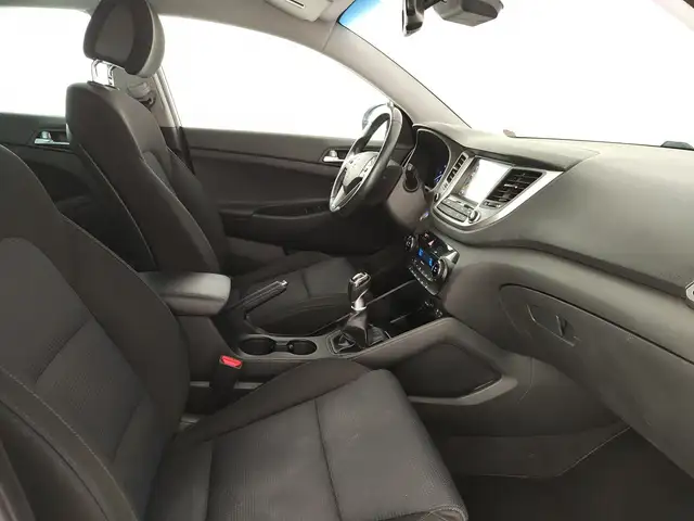 Hyundai Tucson view 9