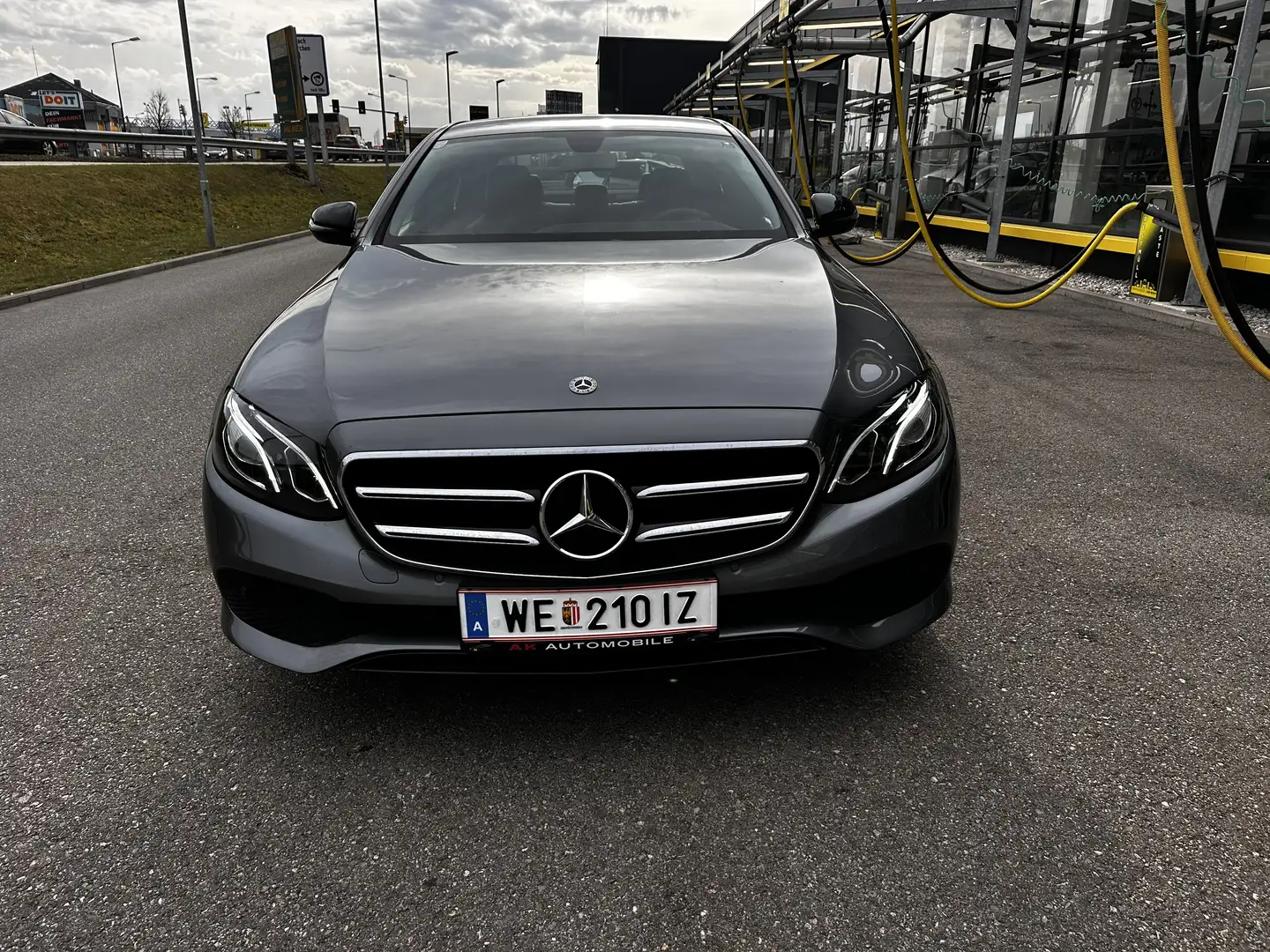 Mercedes-Benz E 220 d Aut. - 2