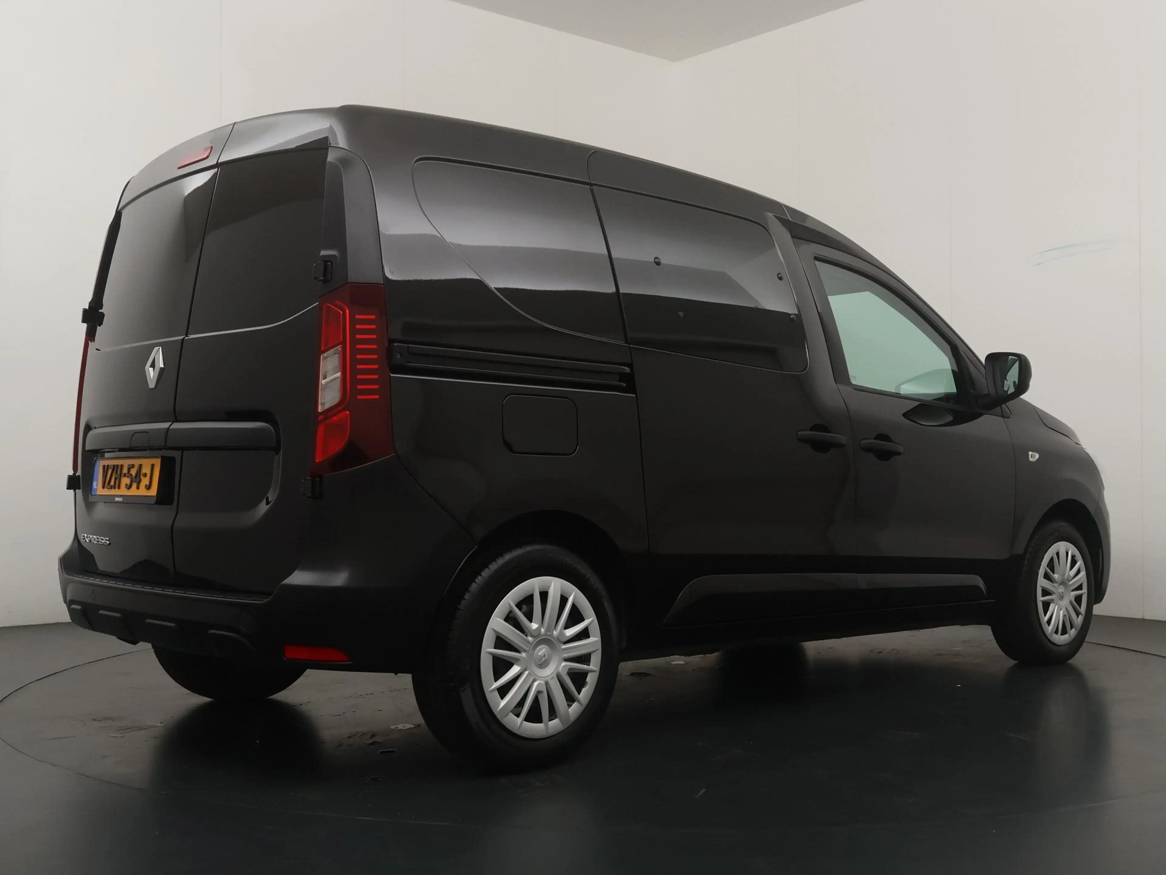 Renault Express dCi 75 Comfort — photo 5