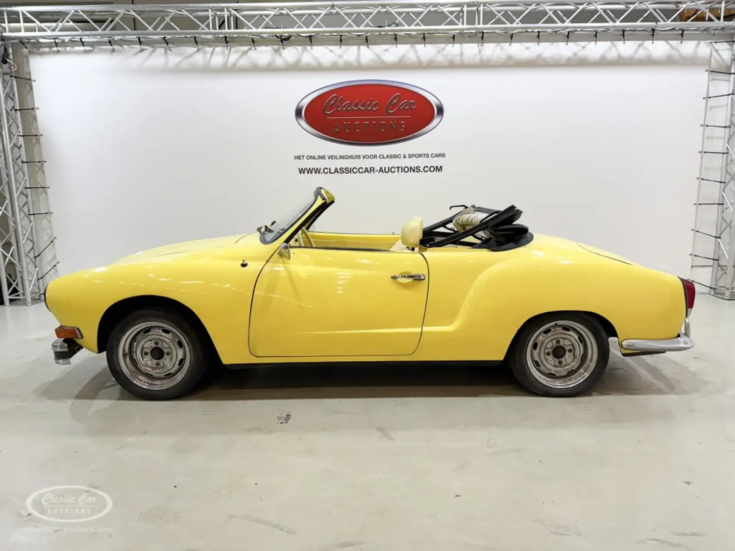 Volkswagen Karmann Ghia Convertible  - ONLINE AUCTION Galben - 2