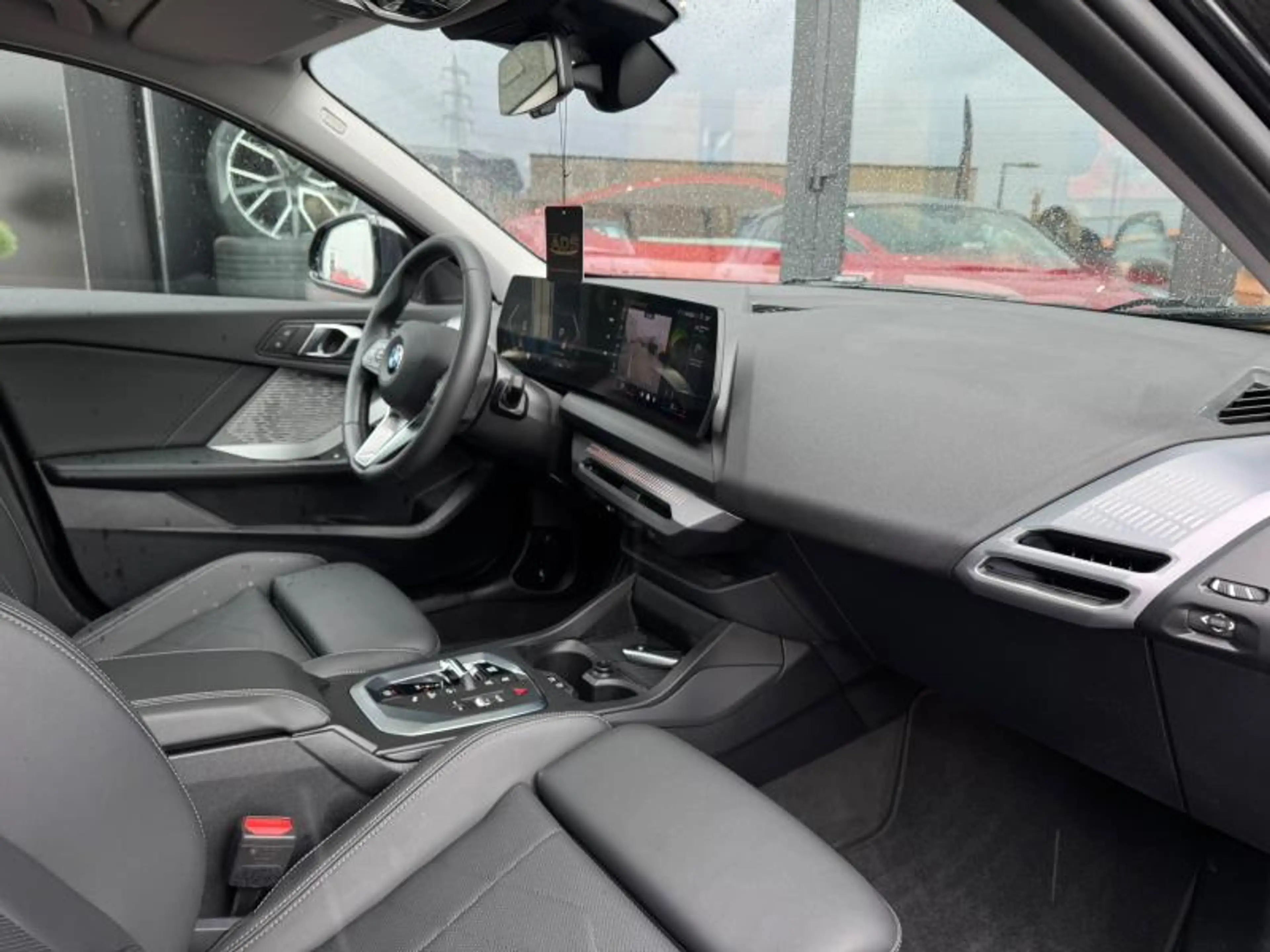 BMW 120 i 1.5 170ch Pack M/Toit ouvrant/Camera — photo 13