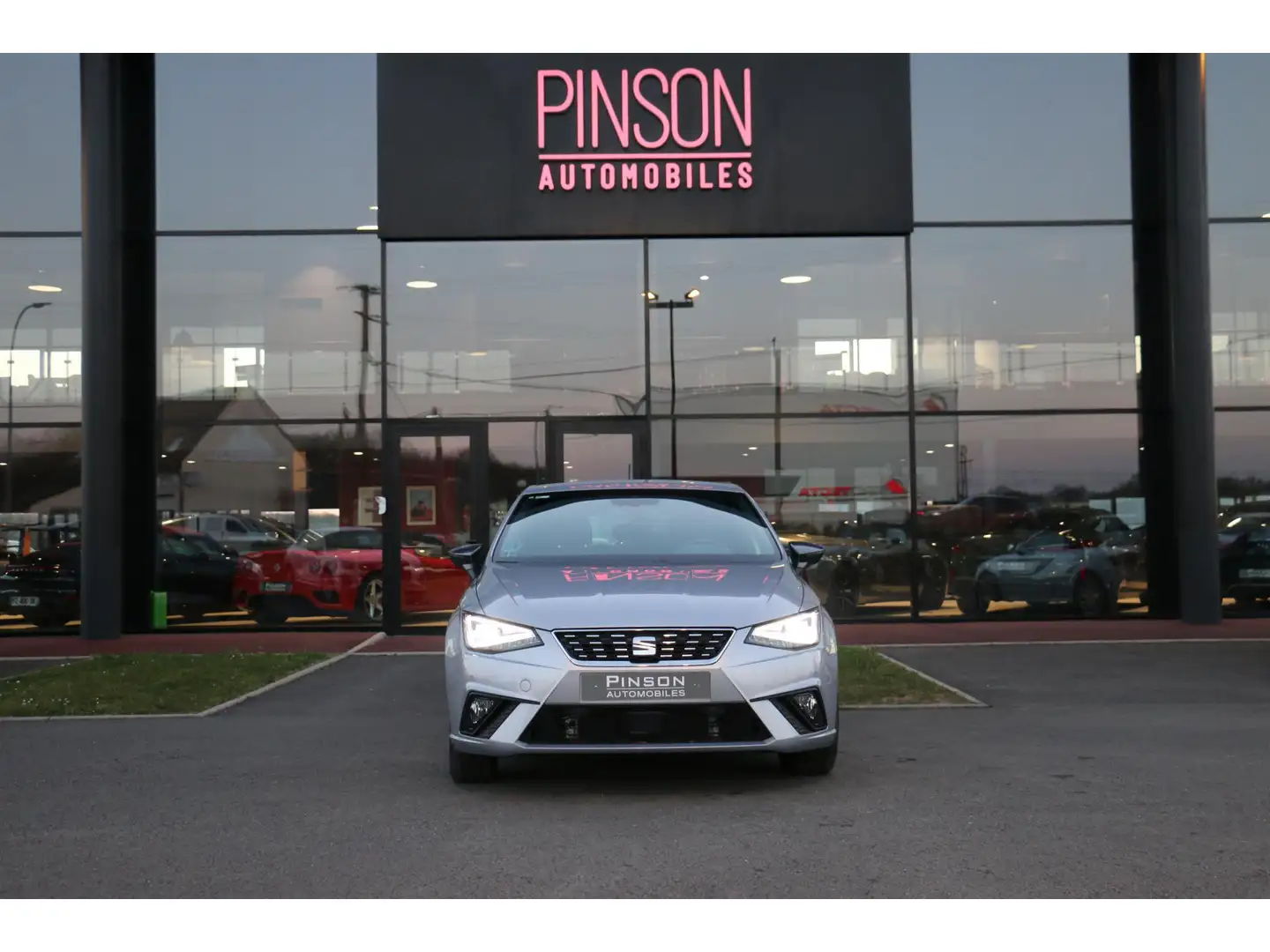 SEAT Ibiza SEAT IBIZA 1.0 TSI 115CH SPECIAL EDITION - CARPLAY Gris - 2